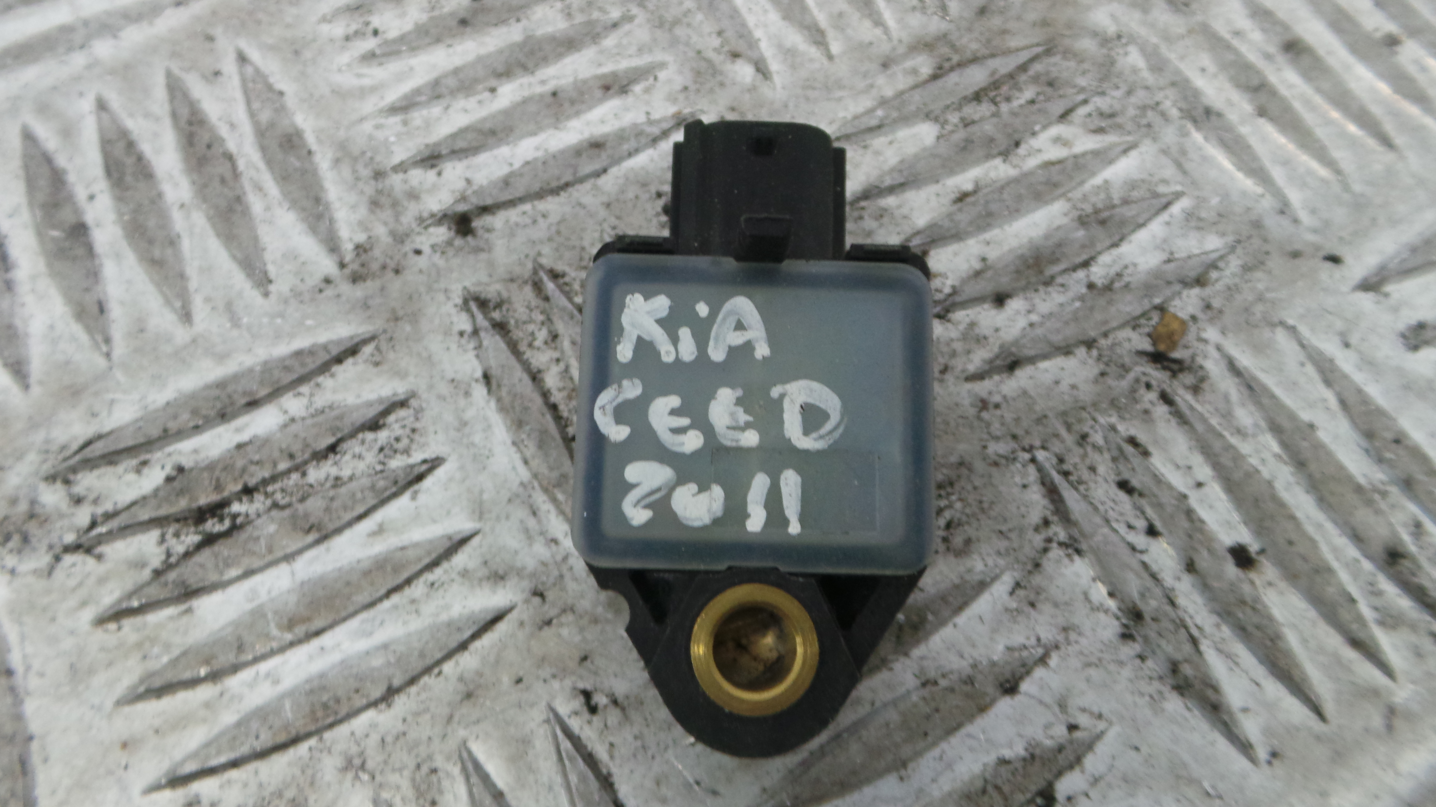 Sensor de Airbag 95920-3K000 - KIA CEE'D Hatchback (ED)-33250899 Sensor de Airbag 95920-3K000 - KIA CEE'D Hatchback (ED)-33250899