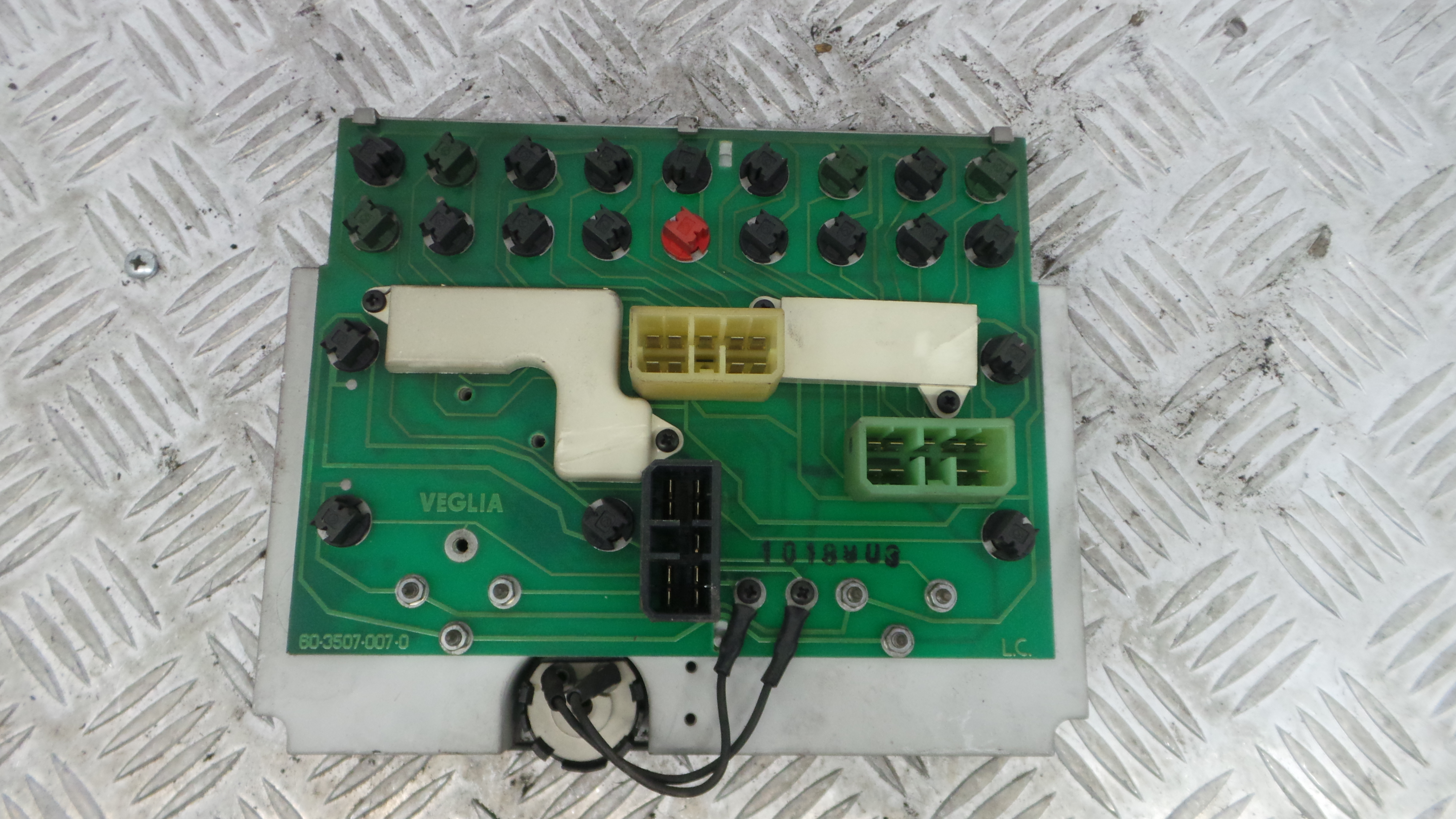 Quadrante 6035070070 - IVECO DAILY I Caixa-33251208