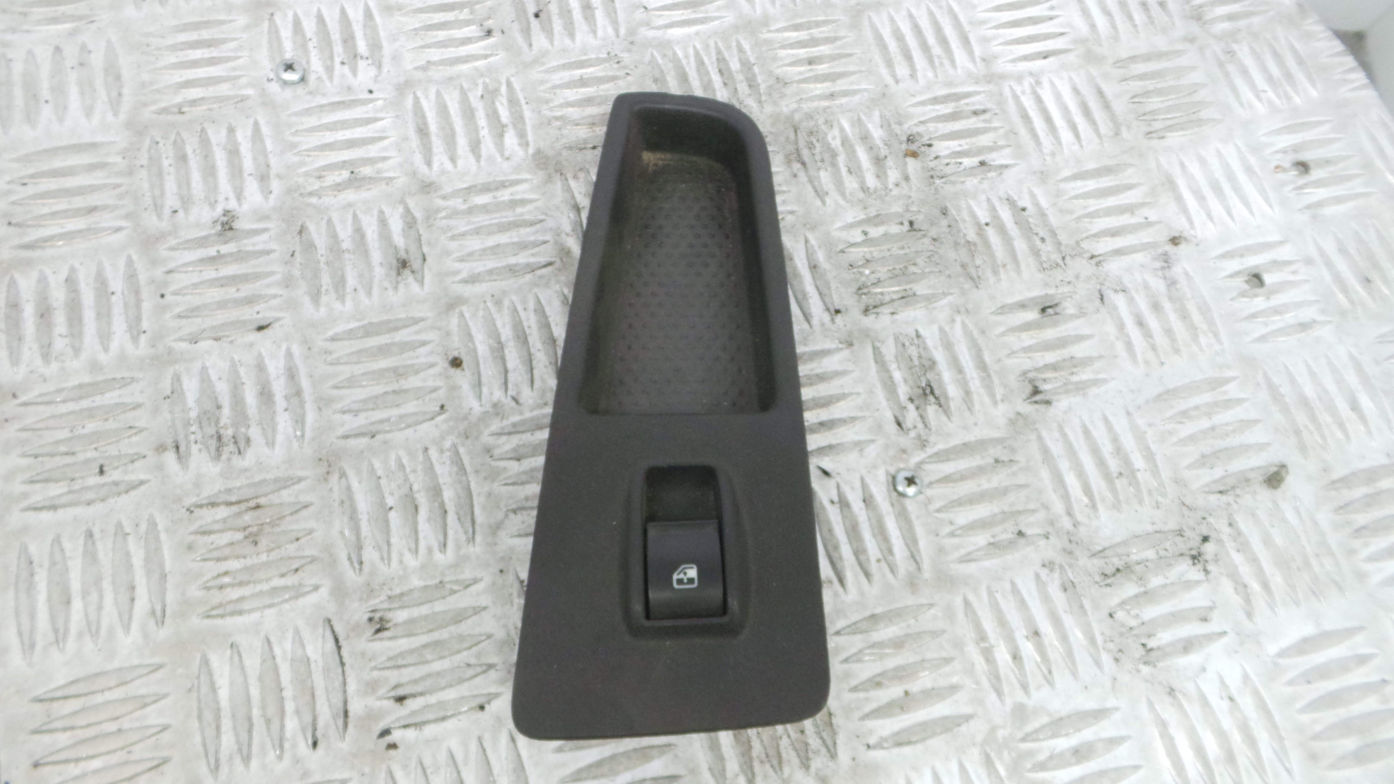 Interruptor / Comando Elevador Vidro Frente Dto  735434459 - FIAT BRAVO II (198_)-33251329