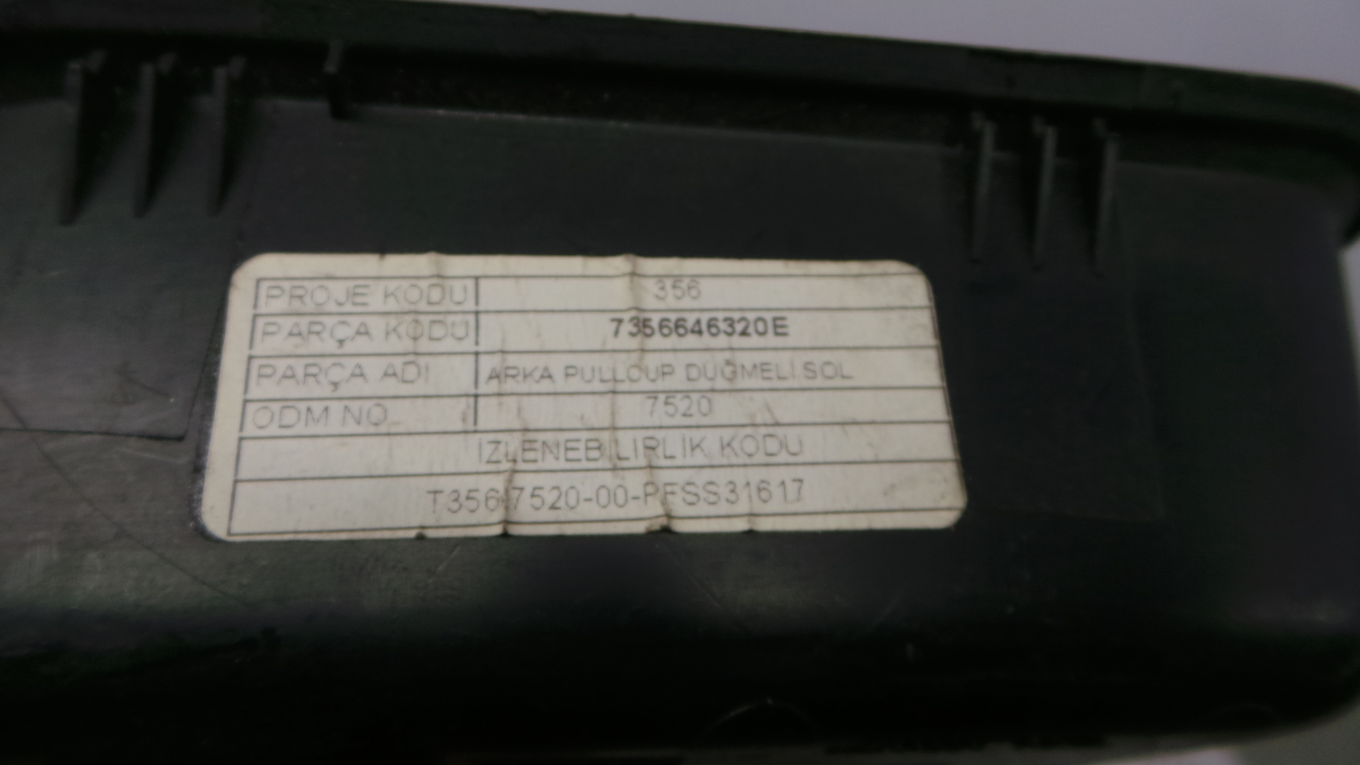 Interruptor / Comando Elevador Vidro Trás Esq 735662073 - FIAT EGEA Hatchback (356_, 357_), TIPO Ha-33251351