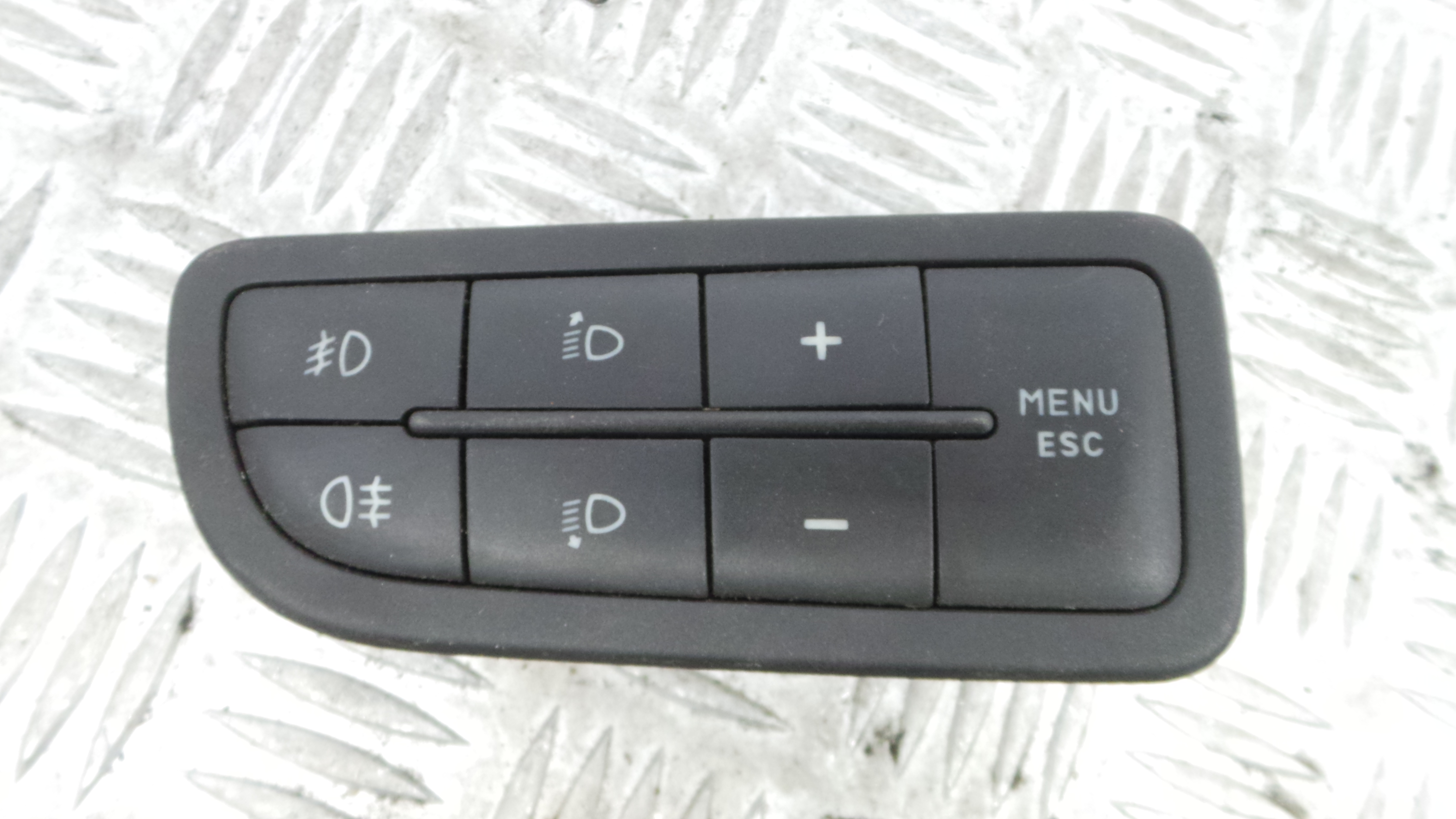 Comando de Regulação dos Faróis  735367269 - FIAT PUNTO (188_)-33251727