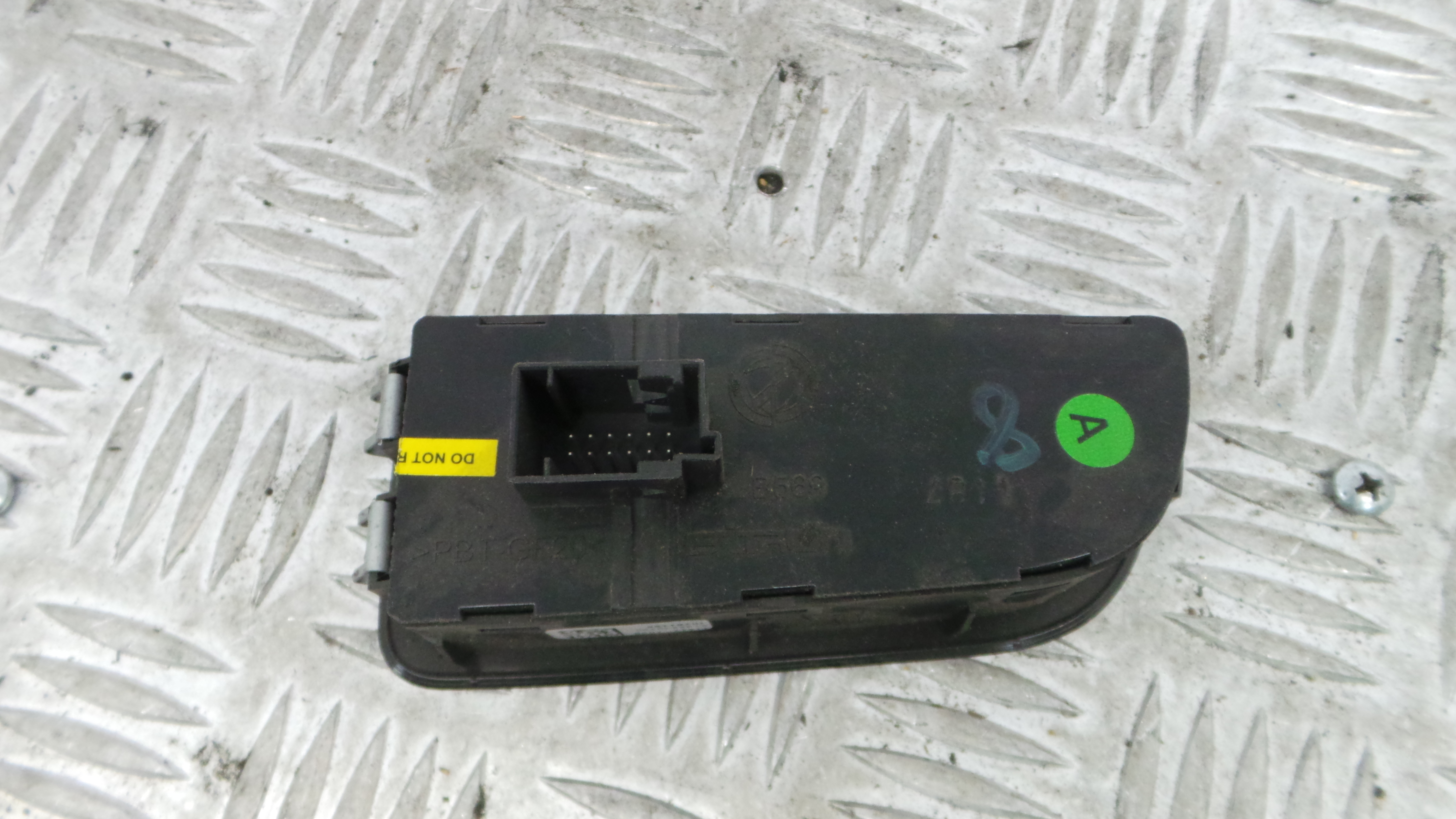 Comando de Regulação dos Faróis 0735630750 - FIAT EGEA Hatchback (356_, 357_), TIPO Hatchback (3-33251730