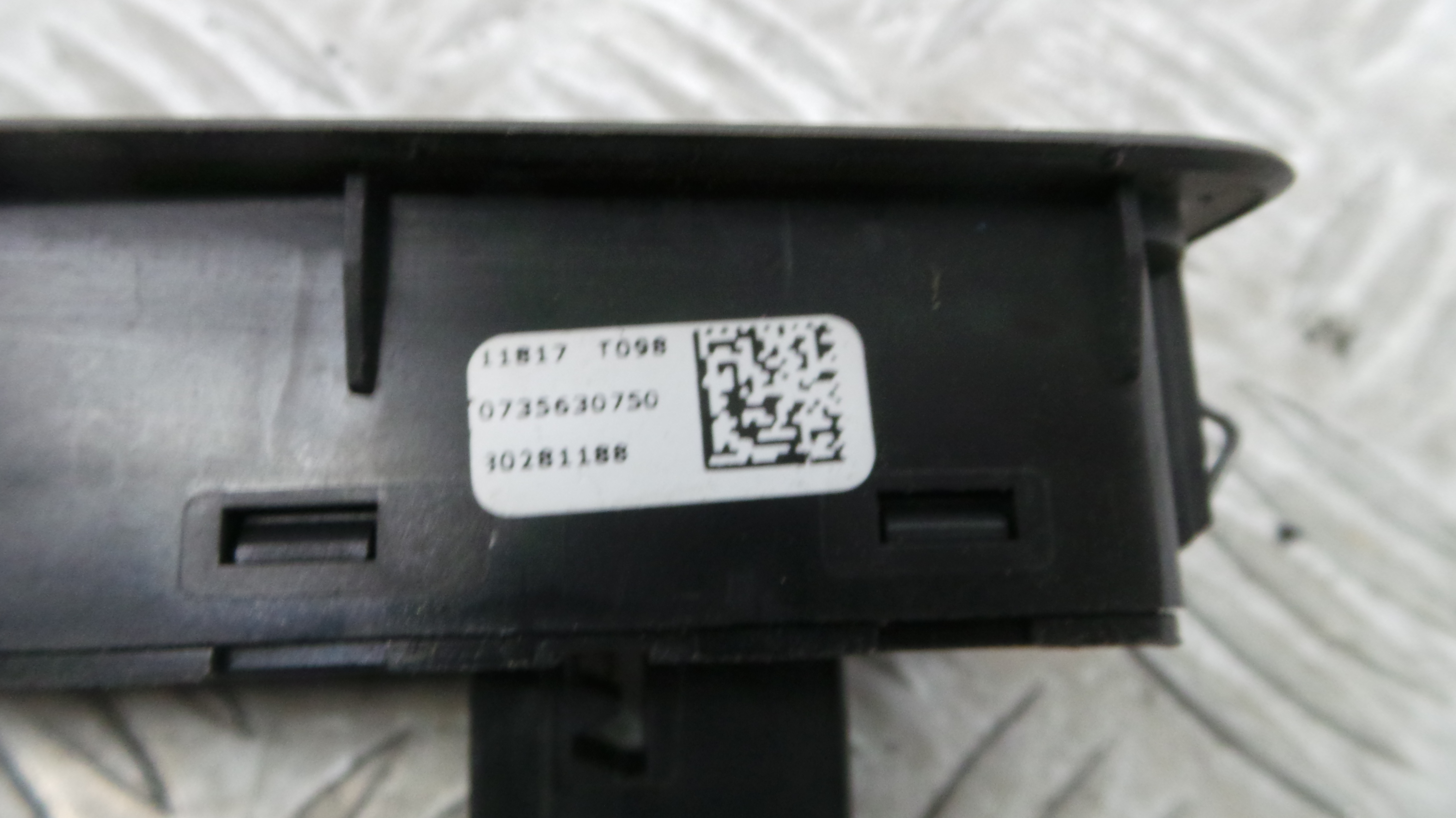 Comando de Regulação dos Faróis 0735630750 - FIAT EGEA Hatchback (356_, 357_), TIPO Hatchback (3-33251730