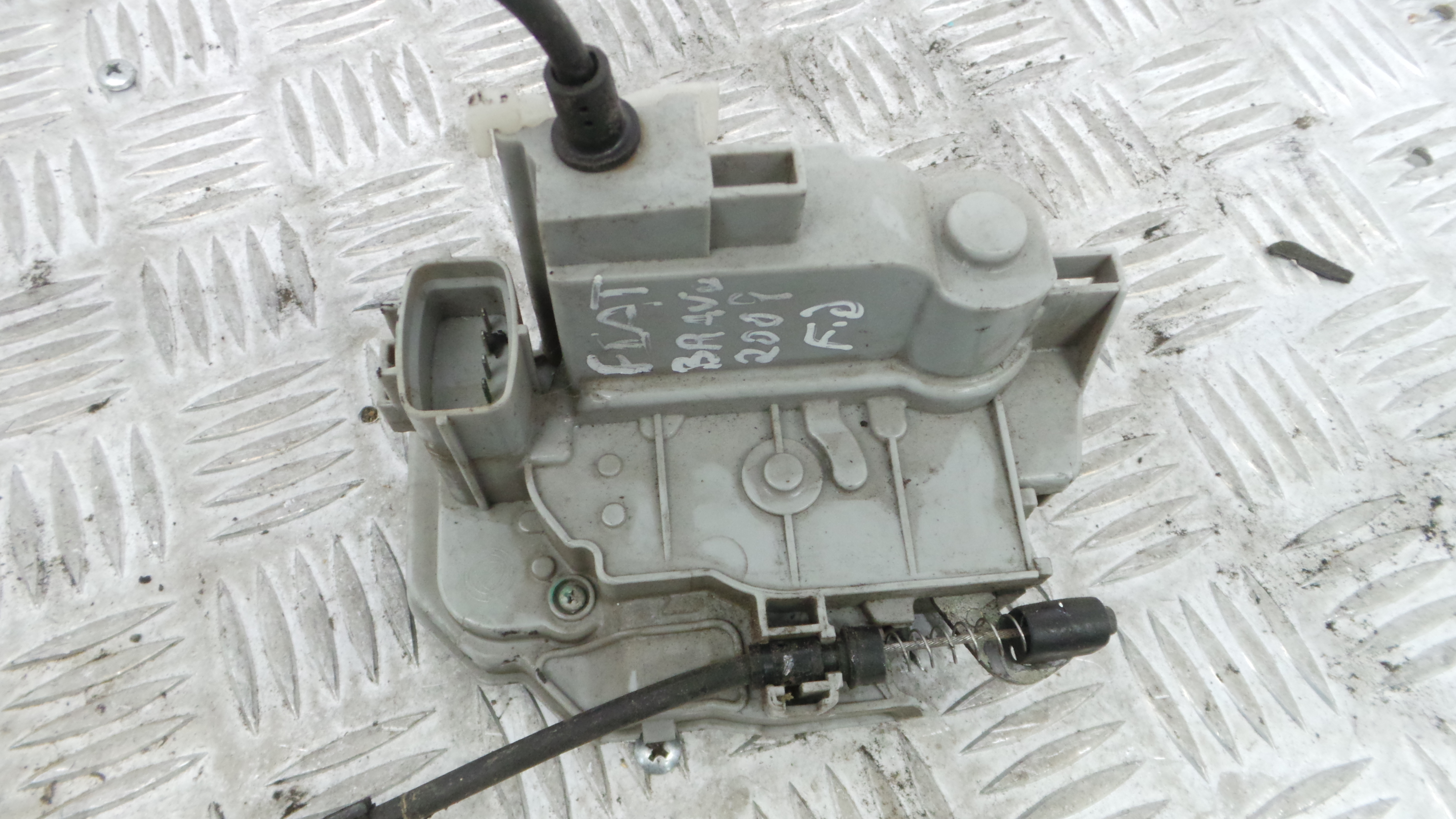 Fecho da Porta Frente Dto 0000051931417 - FIAT BRAVO II (198_)-33251857