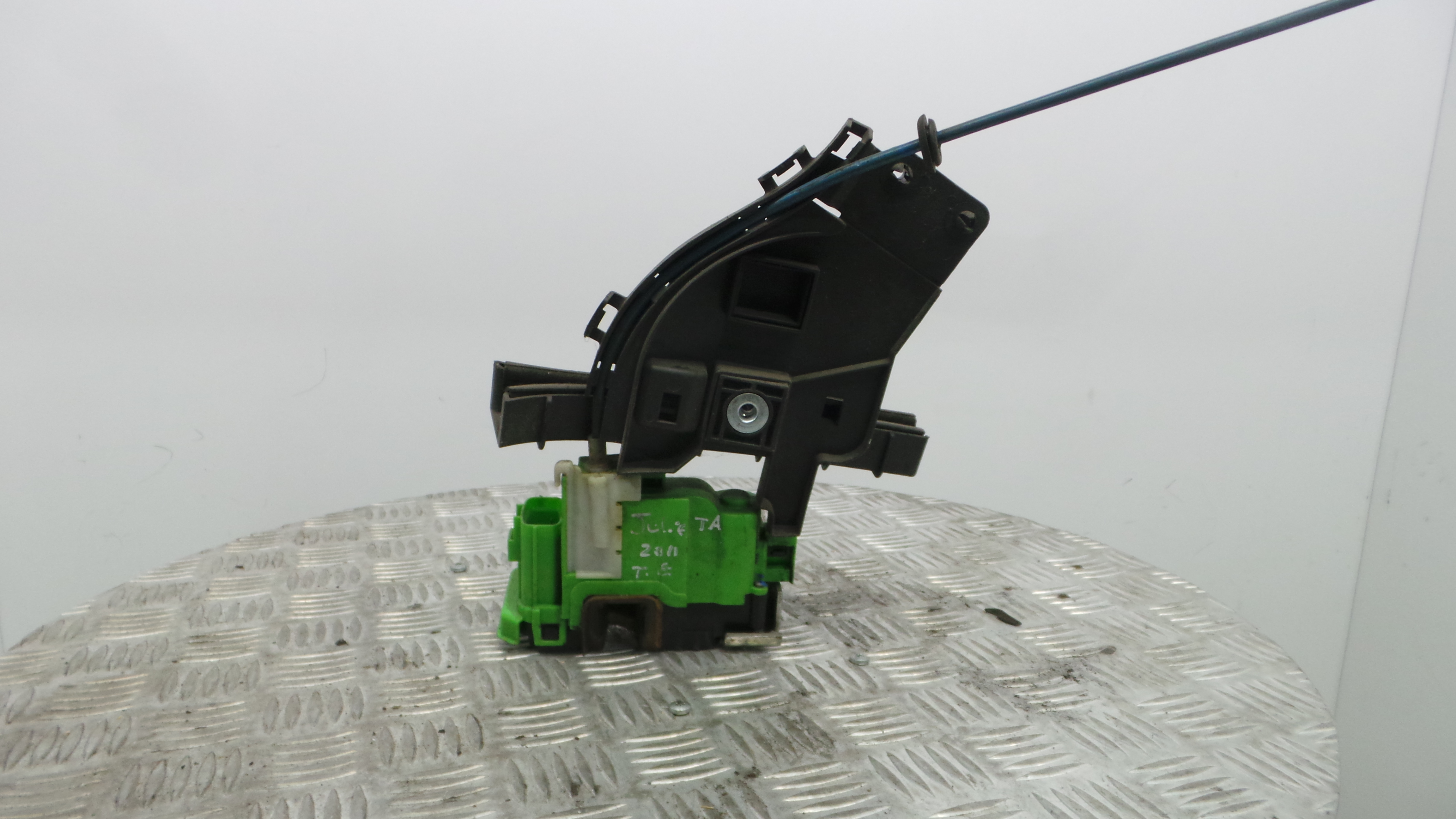 Fecho da Porta Trás Esq 71775809 - ALFA ROMEO GIULIETTA (940_)-33251860 Fecho da Porta Trás Esq 71775809 - ALFA ROMEO GIULIETTA (940_)-33251860