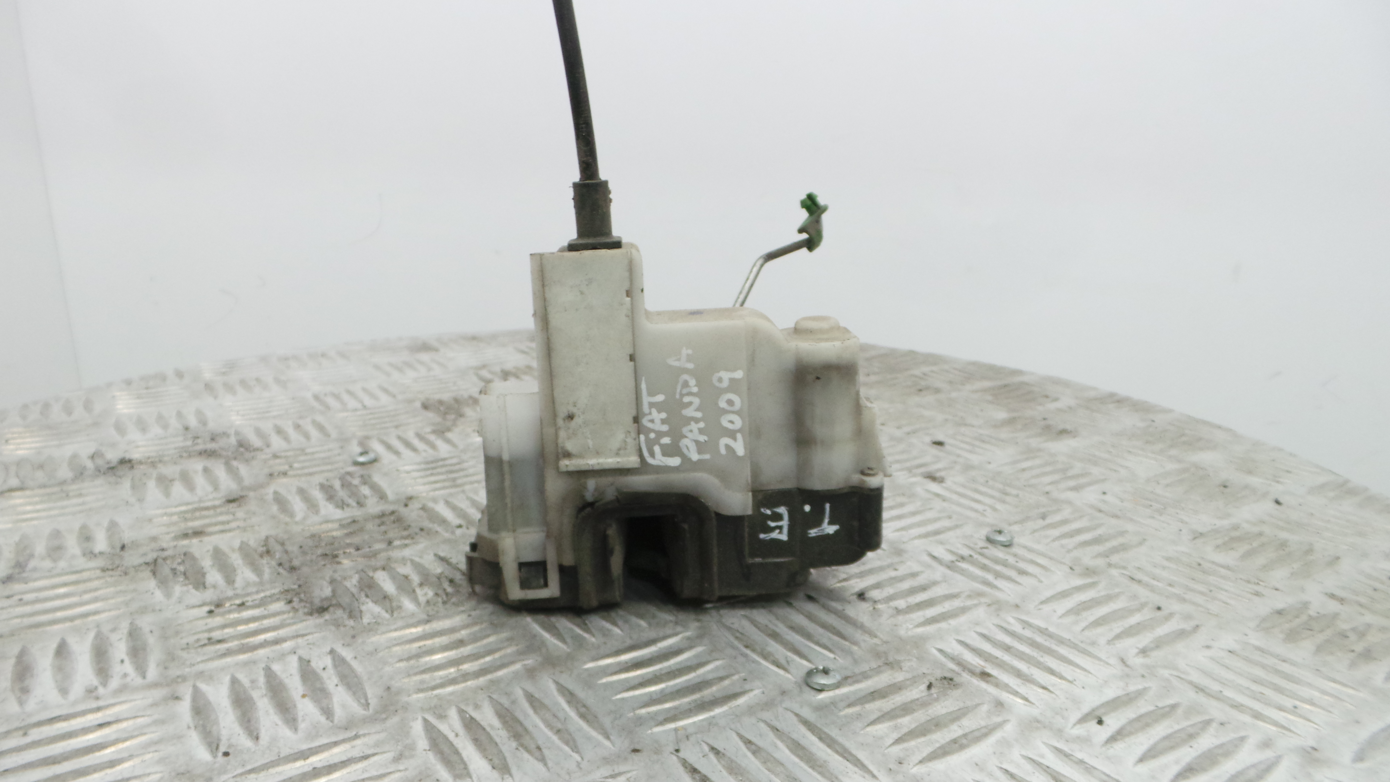 Fecho da Porta Trás Esq 0000051917898 - FIAT PANDA (169_), PANDA / PANDA CLASSIC (169_)-33251888 Fecho da Porta Trás Esq 0000051917898 - FIAT PANDA (169_), PANDA / PANDA CLASSIC (169_)-33251888