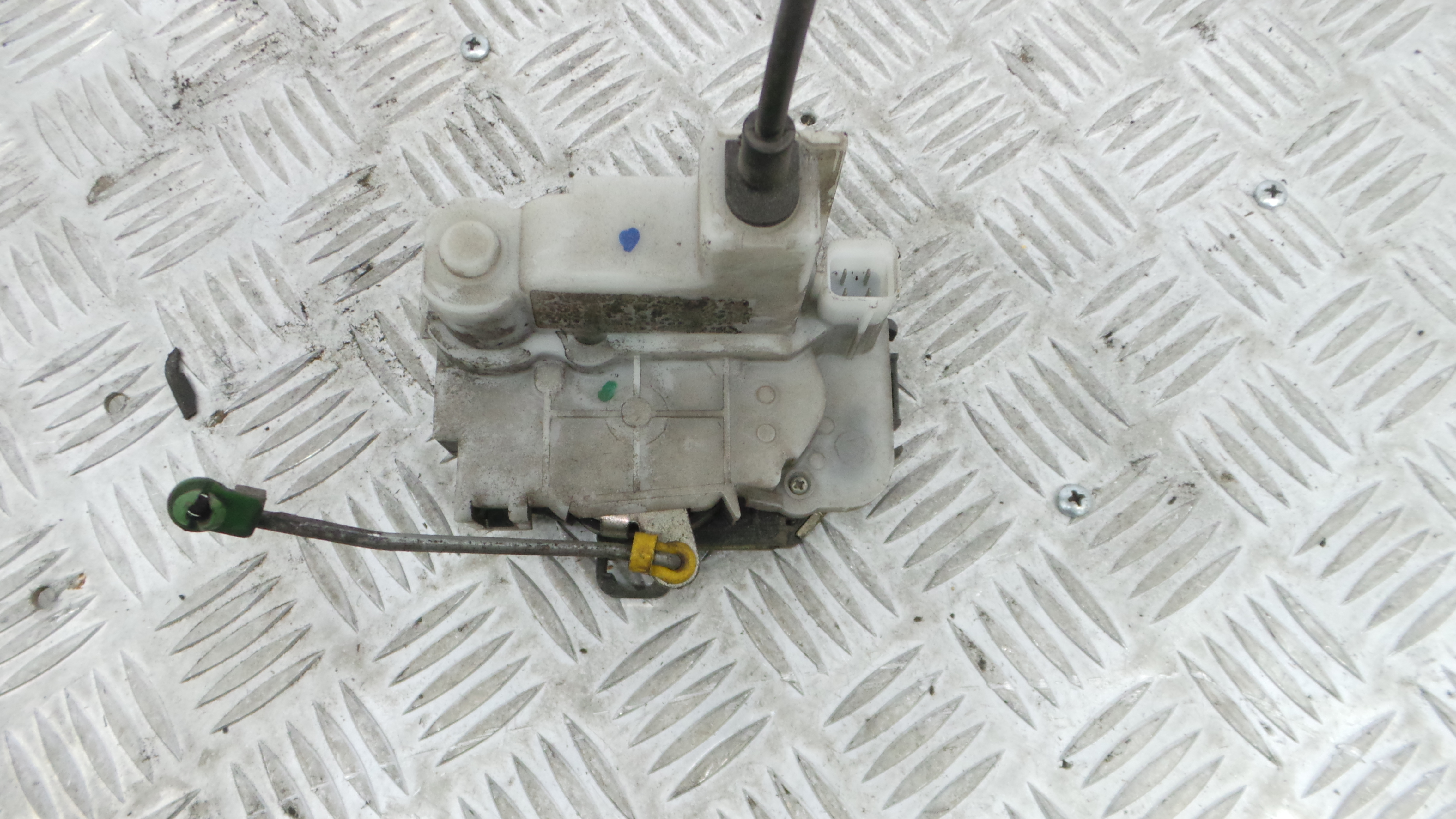 Fecho da Porta Trás Esq 0000051917898 - FIAT PANDA (169_), PANDA / PANDA CLASSIC (169_)-33251888