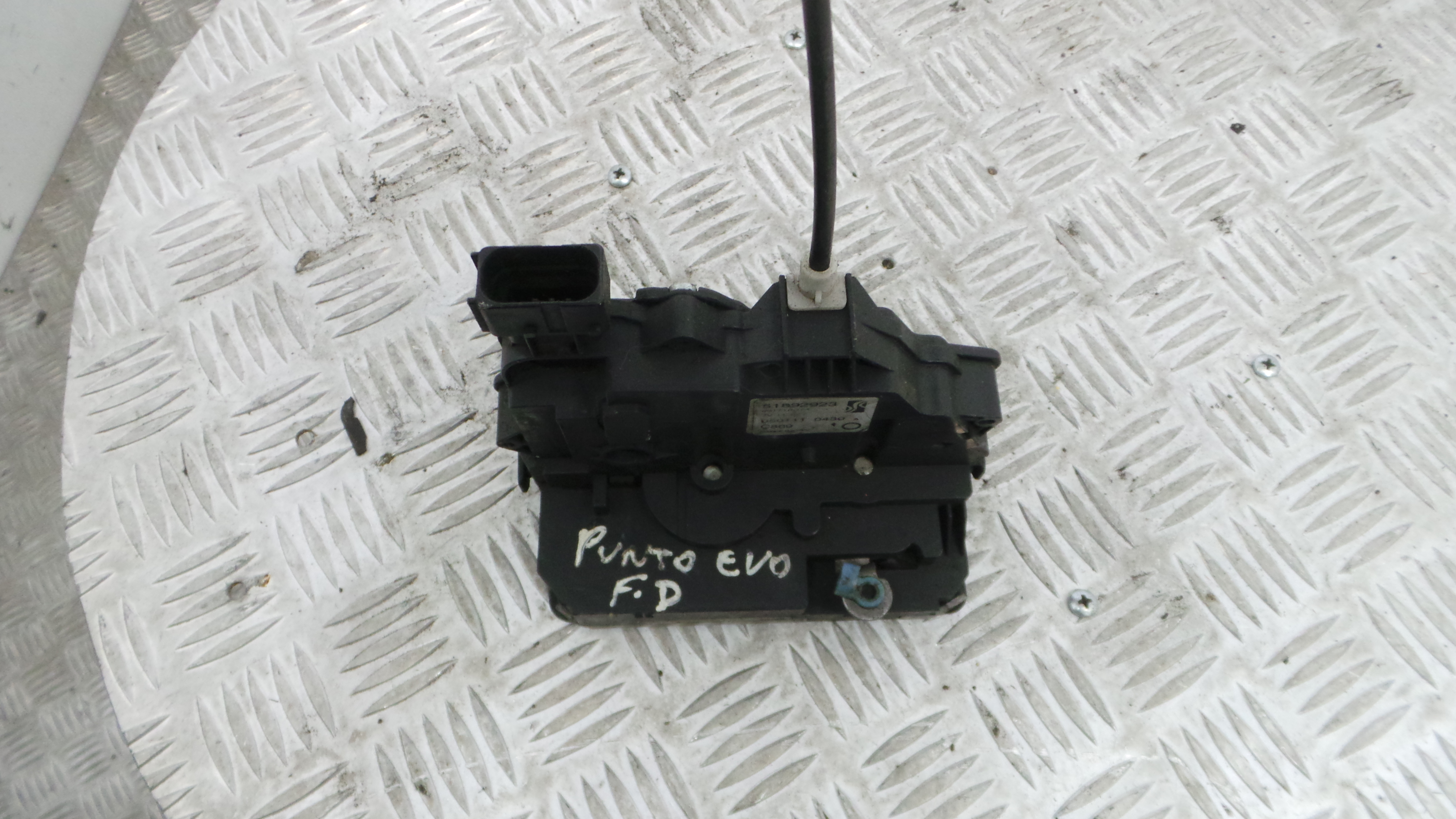 Fecho da Porta Frente Dto 51892923 - FIAT PUNTO EVO (199_)-33251898