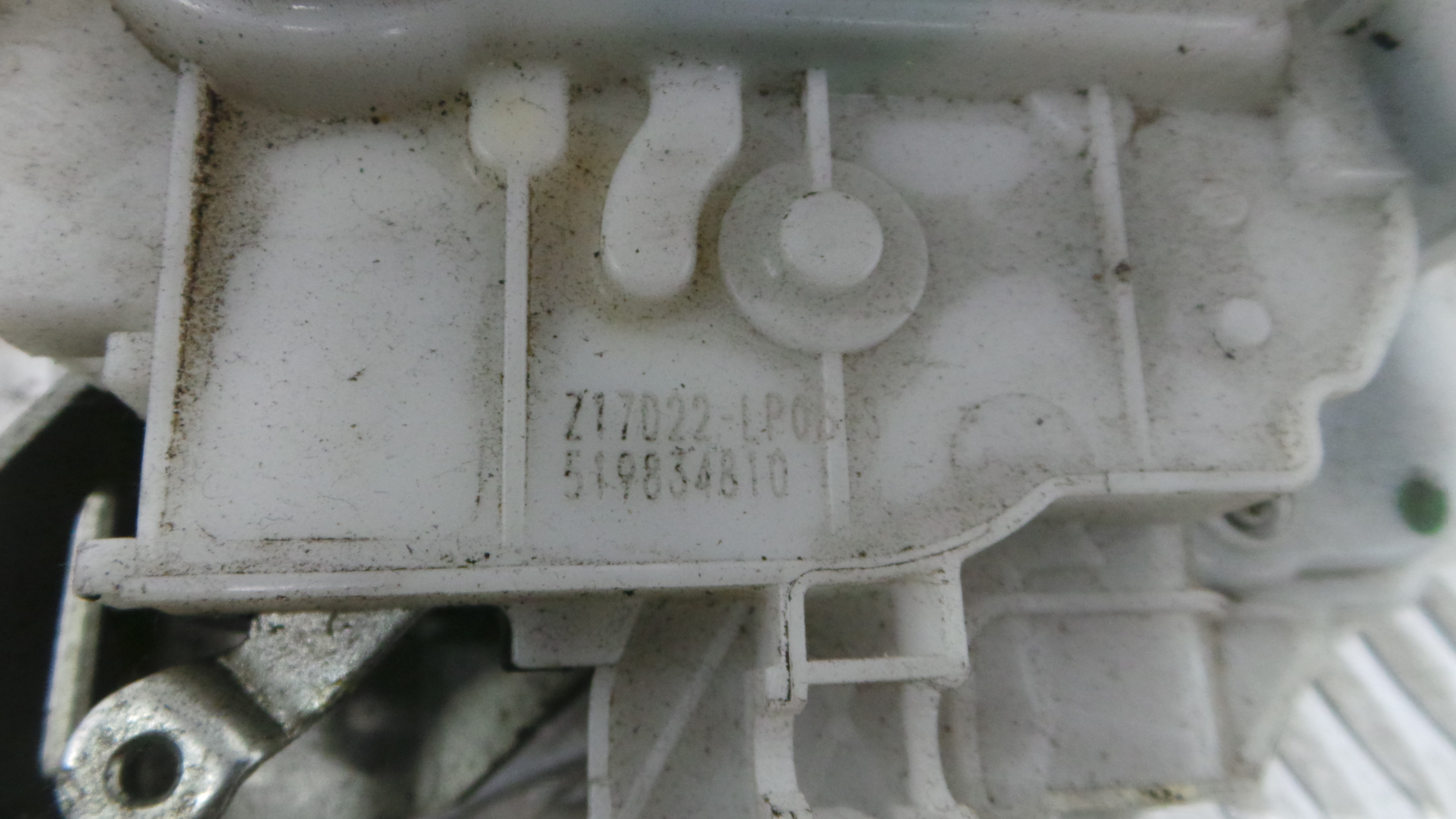 Fecho da Porta Trás Esq 519834810 - FIAT EGEA Hatchback (356_, 357_), TIPO Hatchback (356_, 357_)-33251928