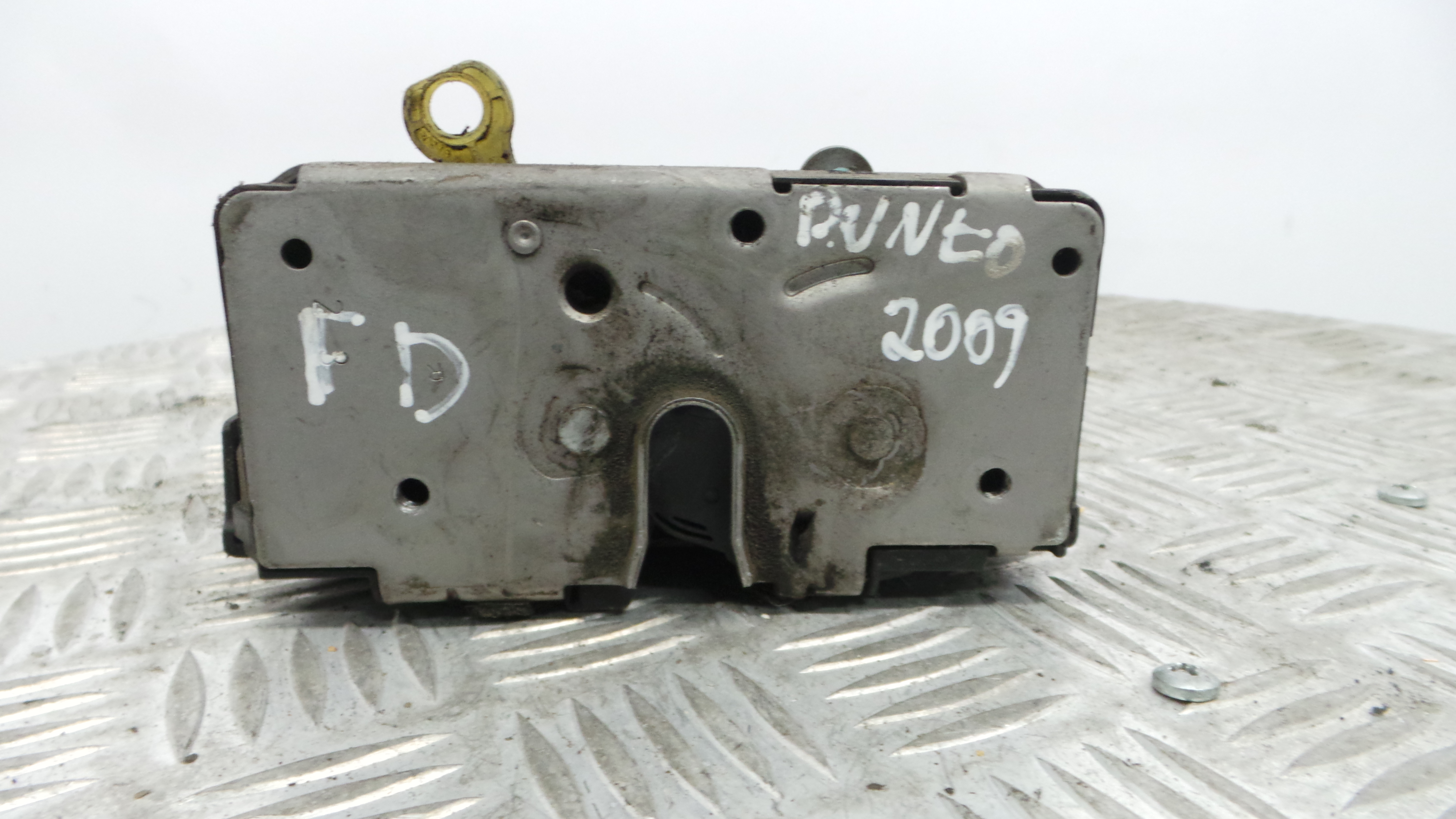 Fecho da Porta Frente Dto 55701964 - FIAT PUNTO (188_)-33251937 Fecho da Porta Frente Dto 55701964 - FIAT PUNTO (188_)-33251937