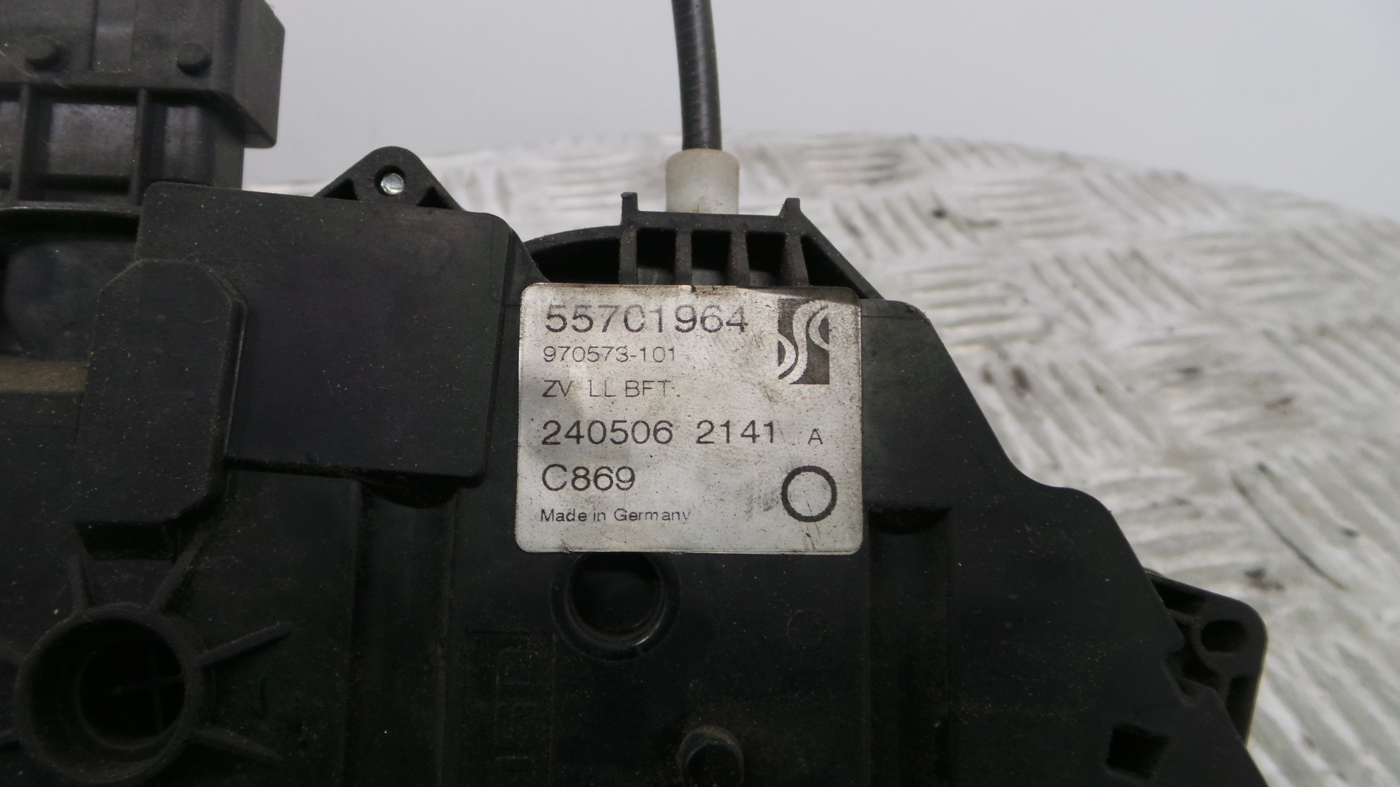 Fecho da Porta Frente Dto 55701964 - FIAT PUNTO (188_)-33251937