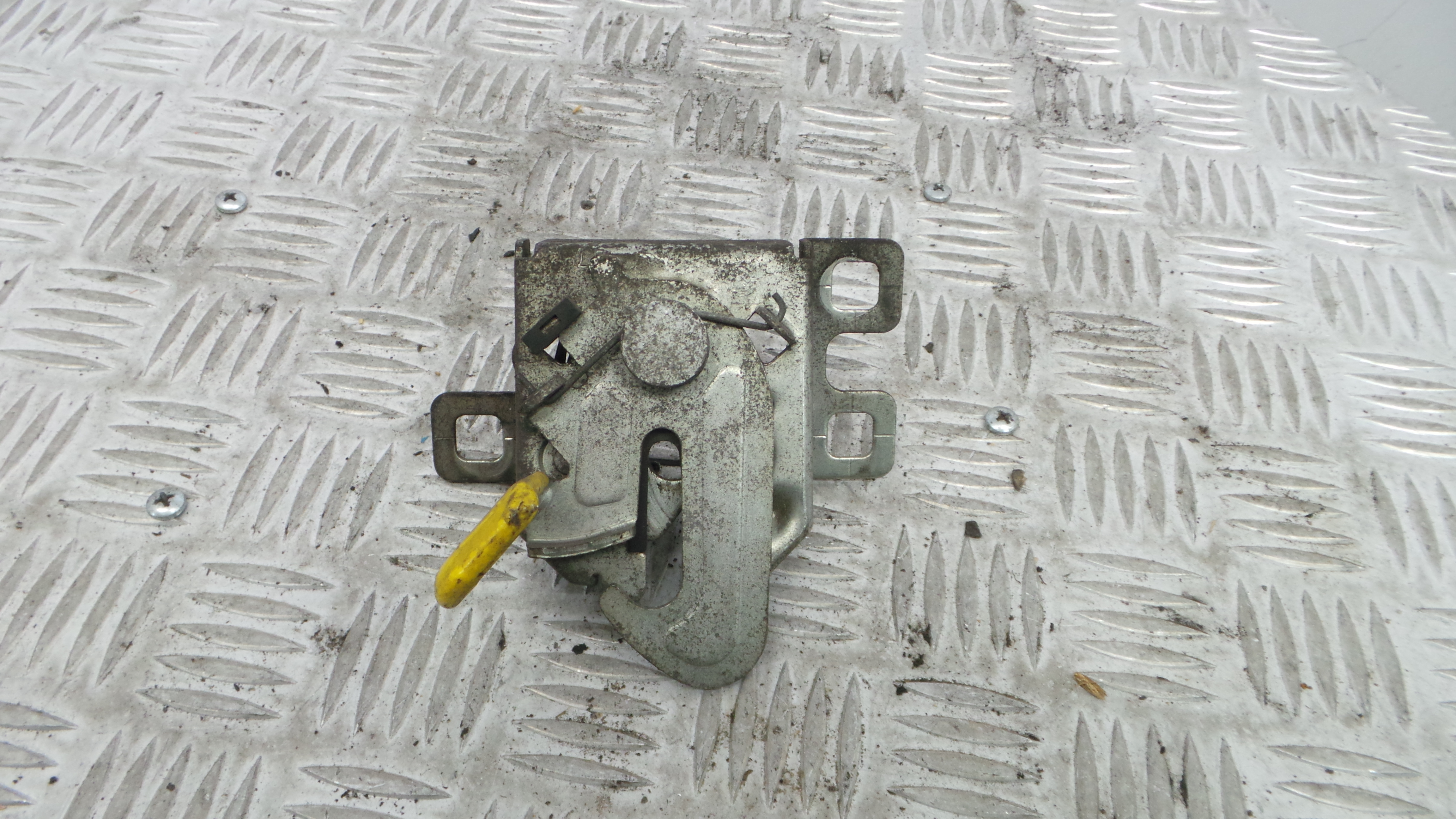 Fecho do Capot 0000050509834 - ALFA ROMEO GIULIETTA (940_)-33252031