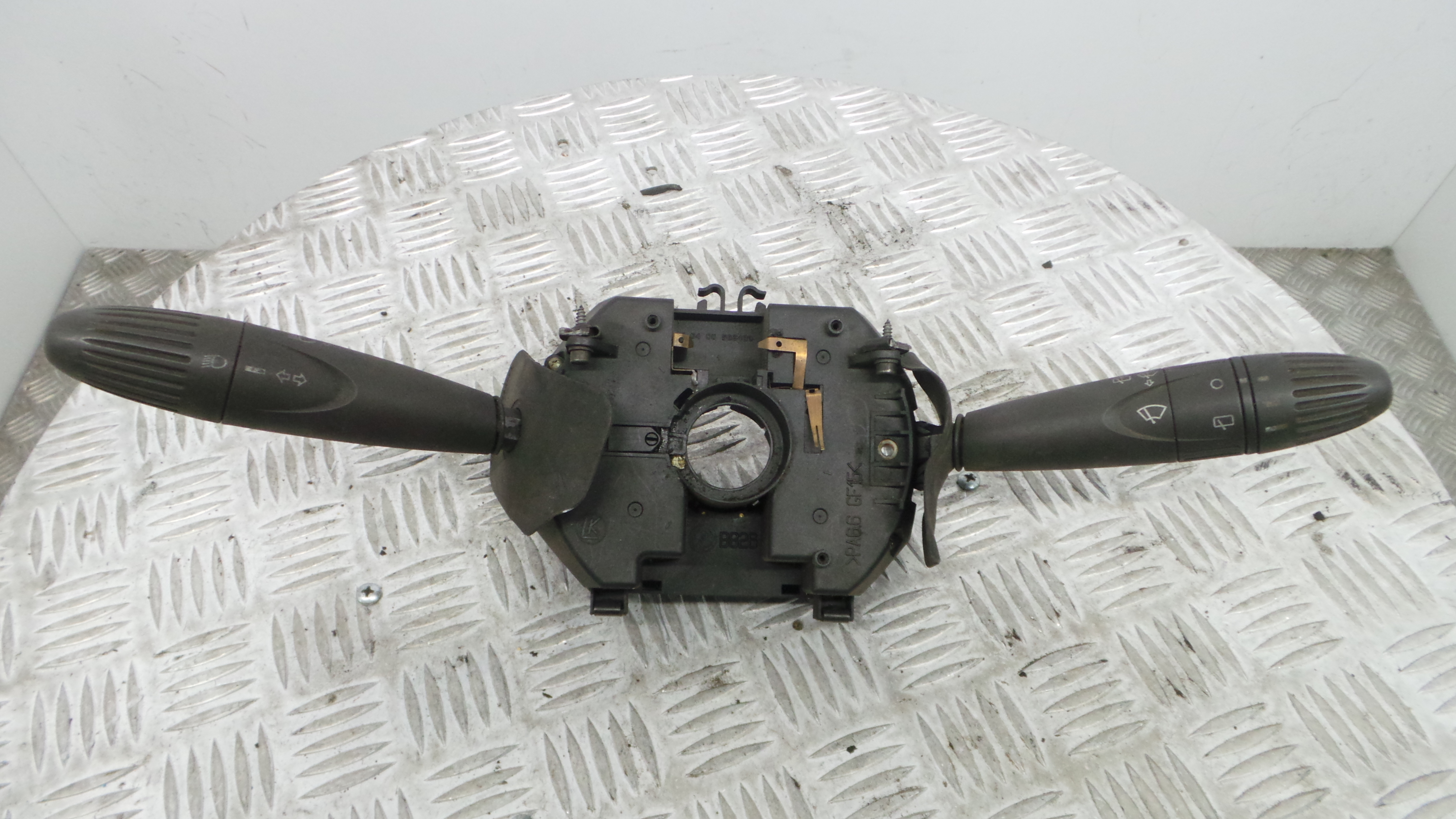 Comando de Limpa Para Brisas 000075337940 - FIAT PUNTO (188_)-33252115