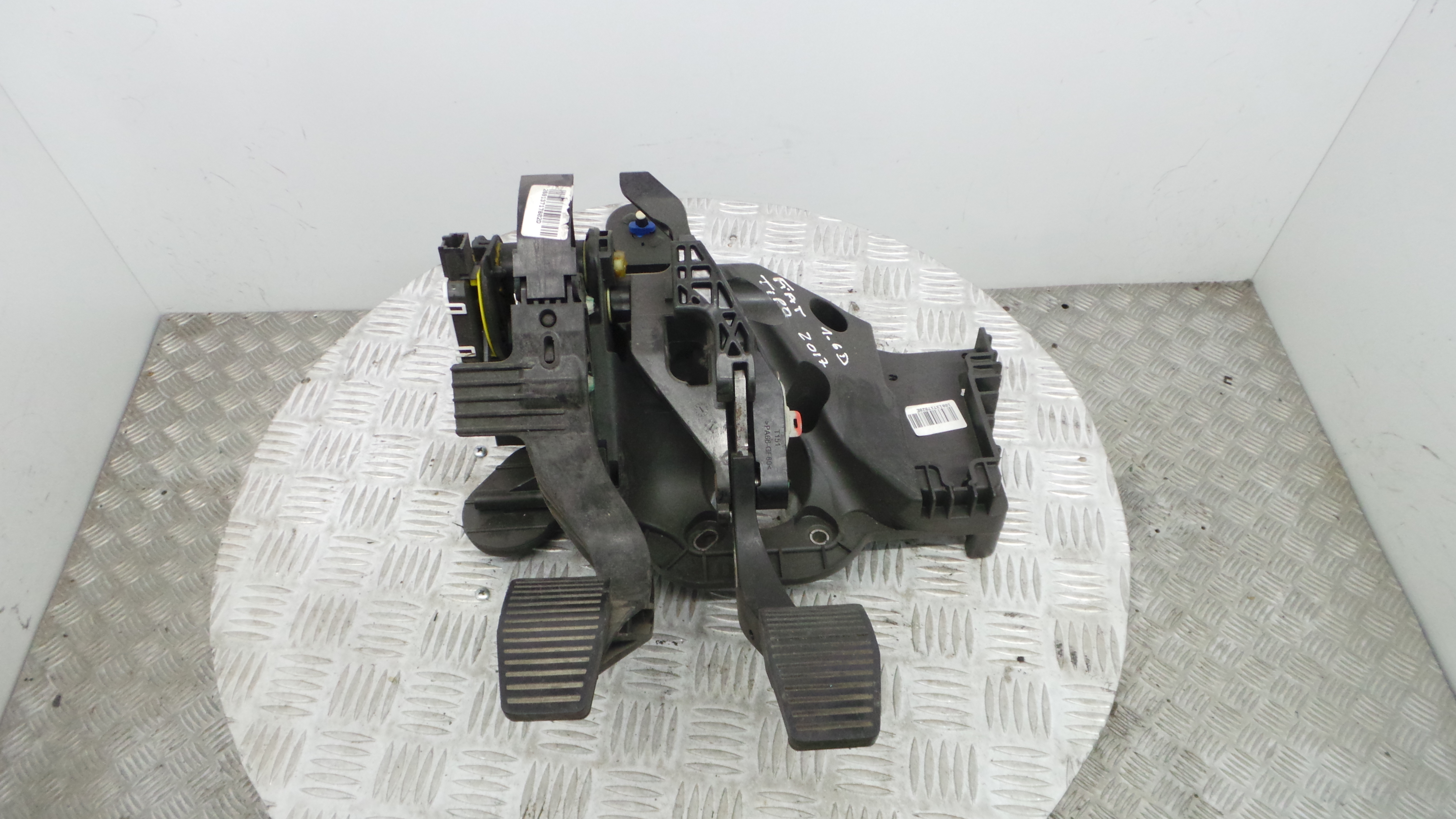 Pedal do Travão 2583561045 - FIAT EGEA Hatchback (356_, 357_), TIPO Hatchback (356_, 357_)-33252221