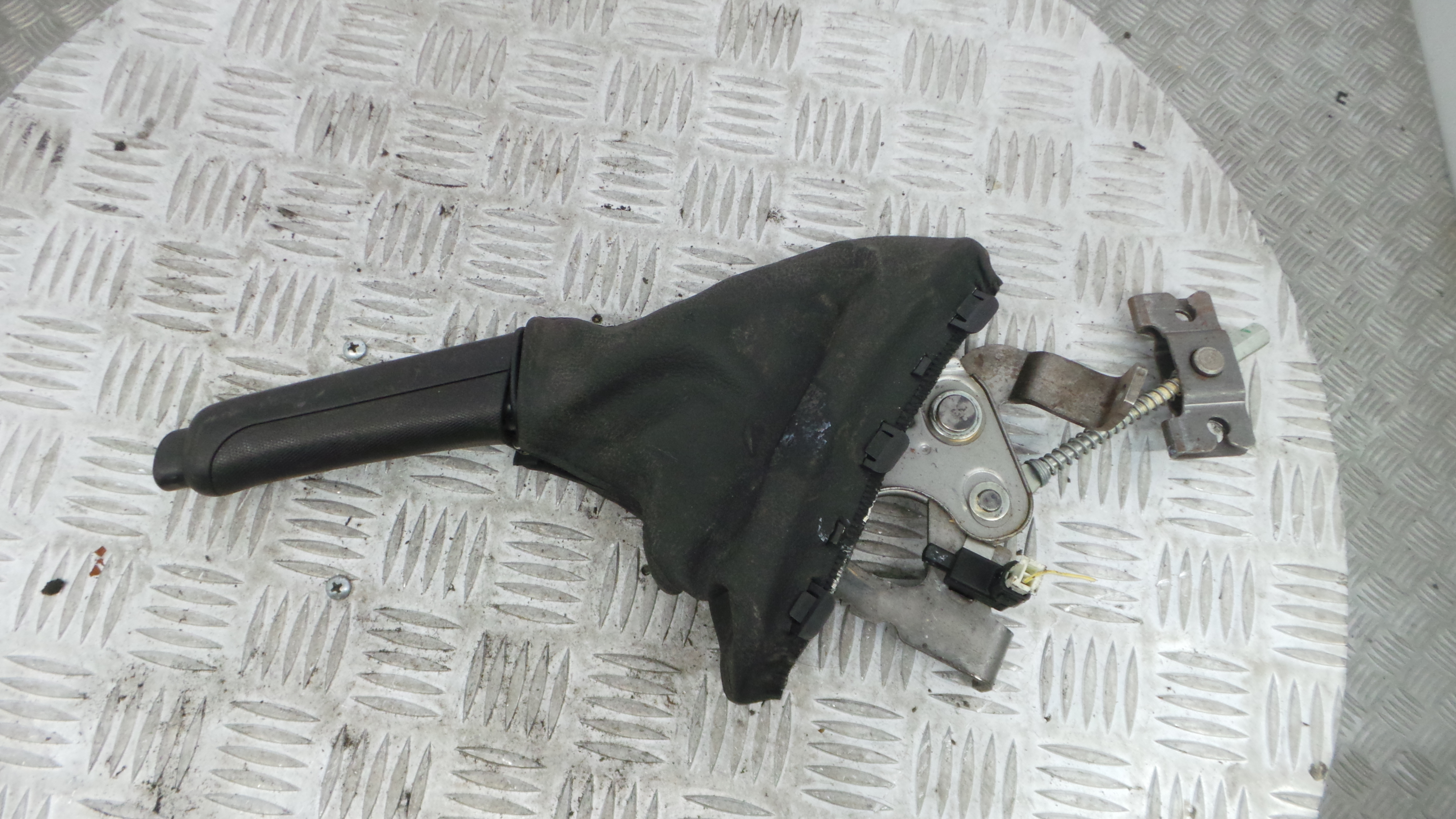 Travão de Mão  0000156096539 - ALFA ROMEO MITO (955_)-33252298