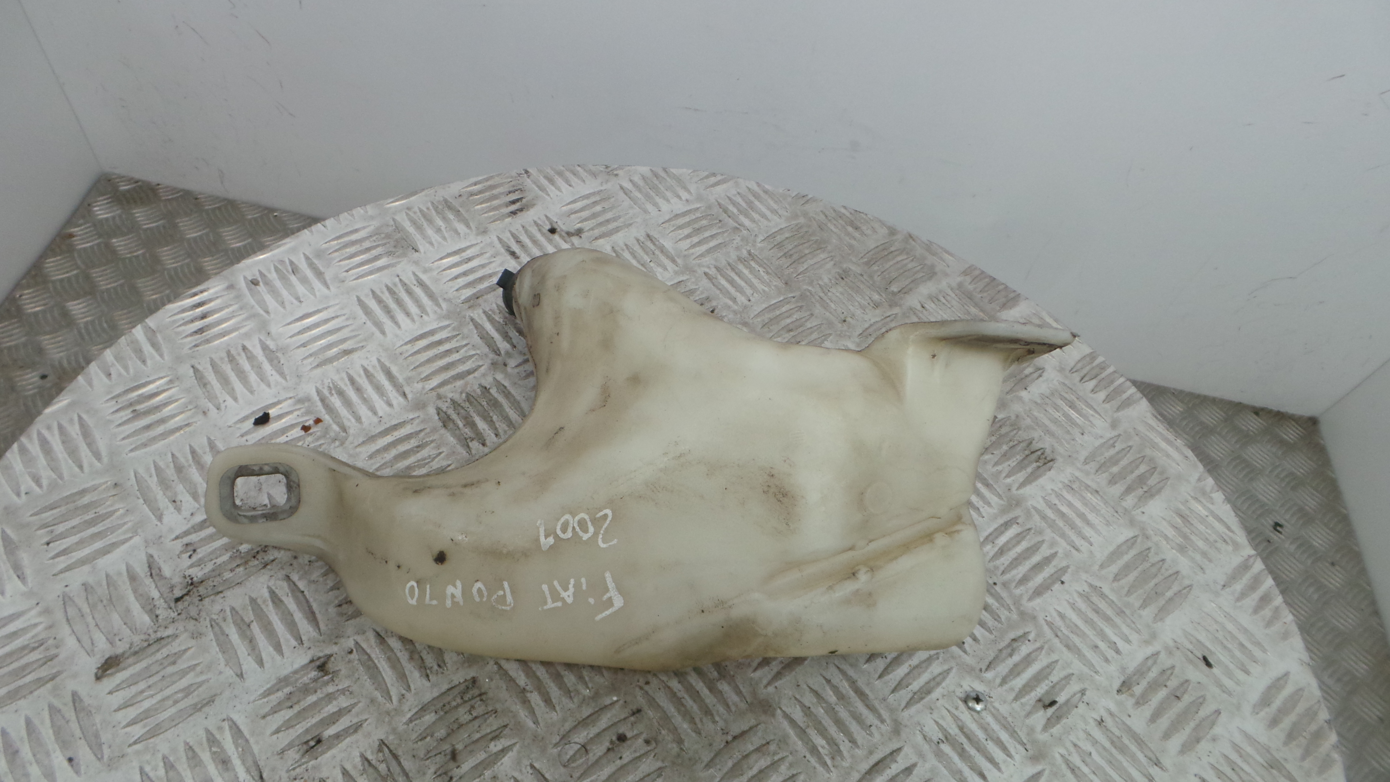 Depósito De Água Do Limpa-vidros 0000046525311 - FIAT PUNTO (188_)-33252462