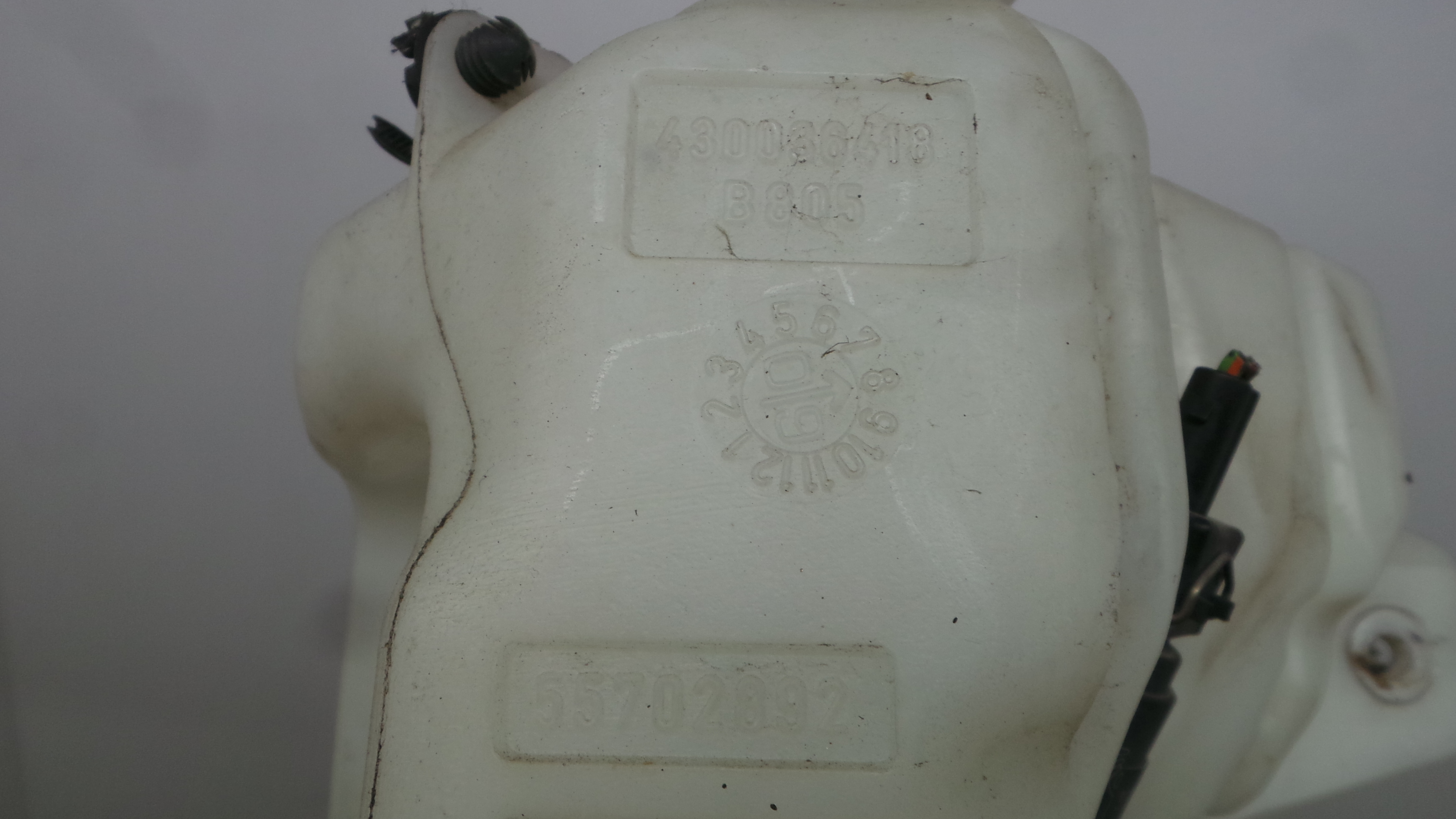 Depósito De Água Do Limpa-vidros 55702892 - FIAT PUNTO Caixa/parte traseira inclinada (199_)-33252470