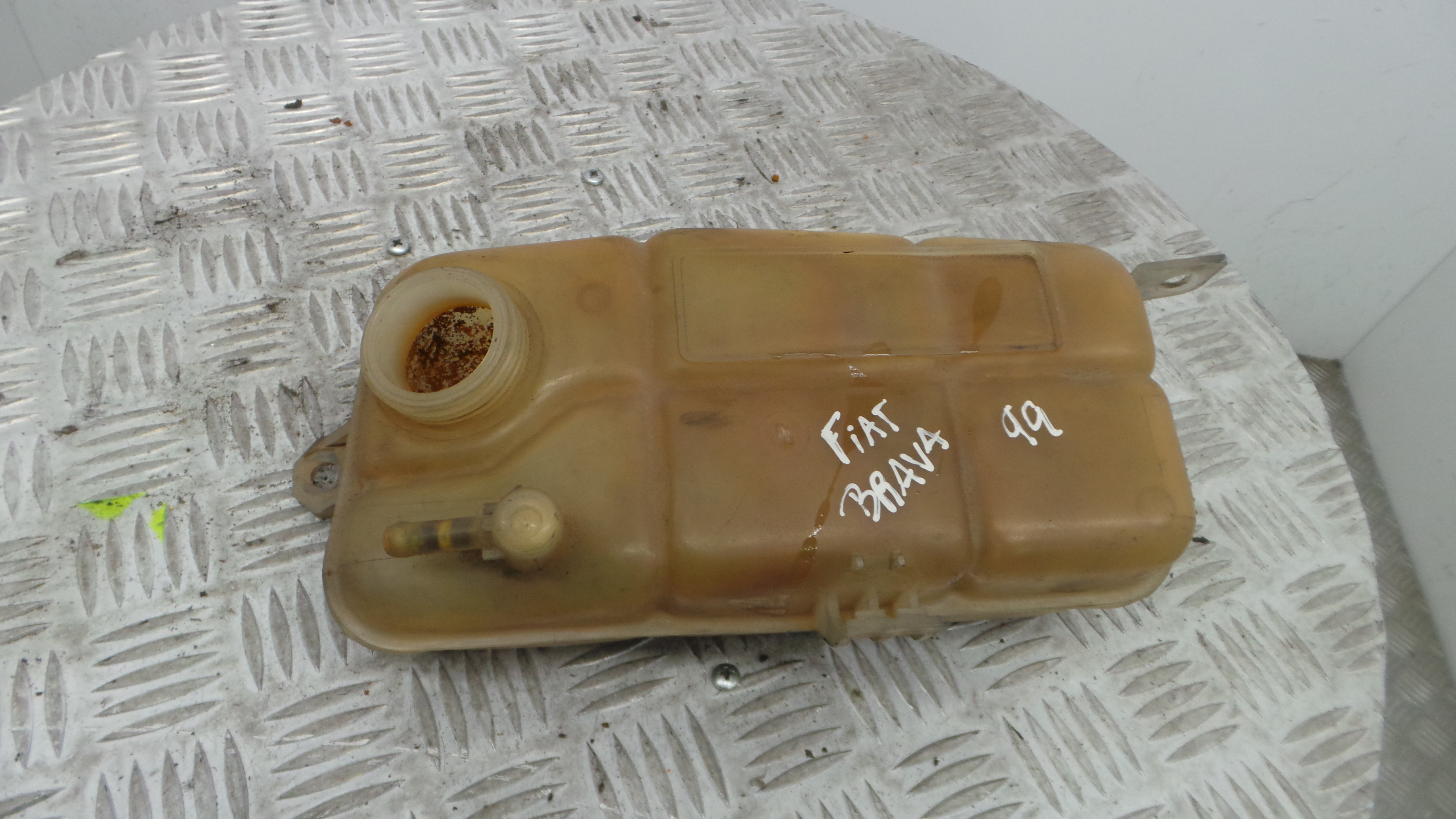 Depósito Água Radiador / Vazo de Expansao 0000046442367 - FIAT BRAVA (182_)-33252494