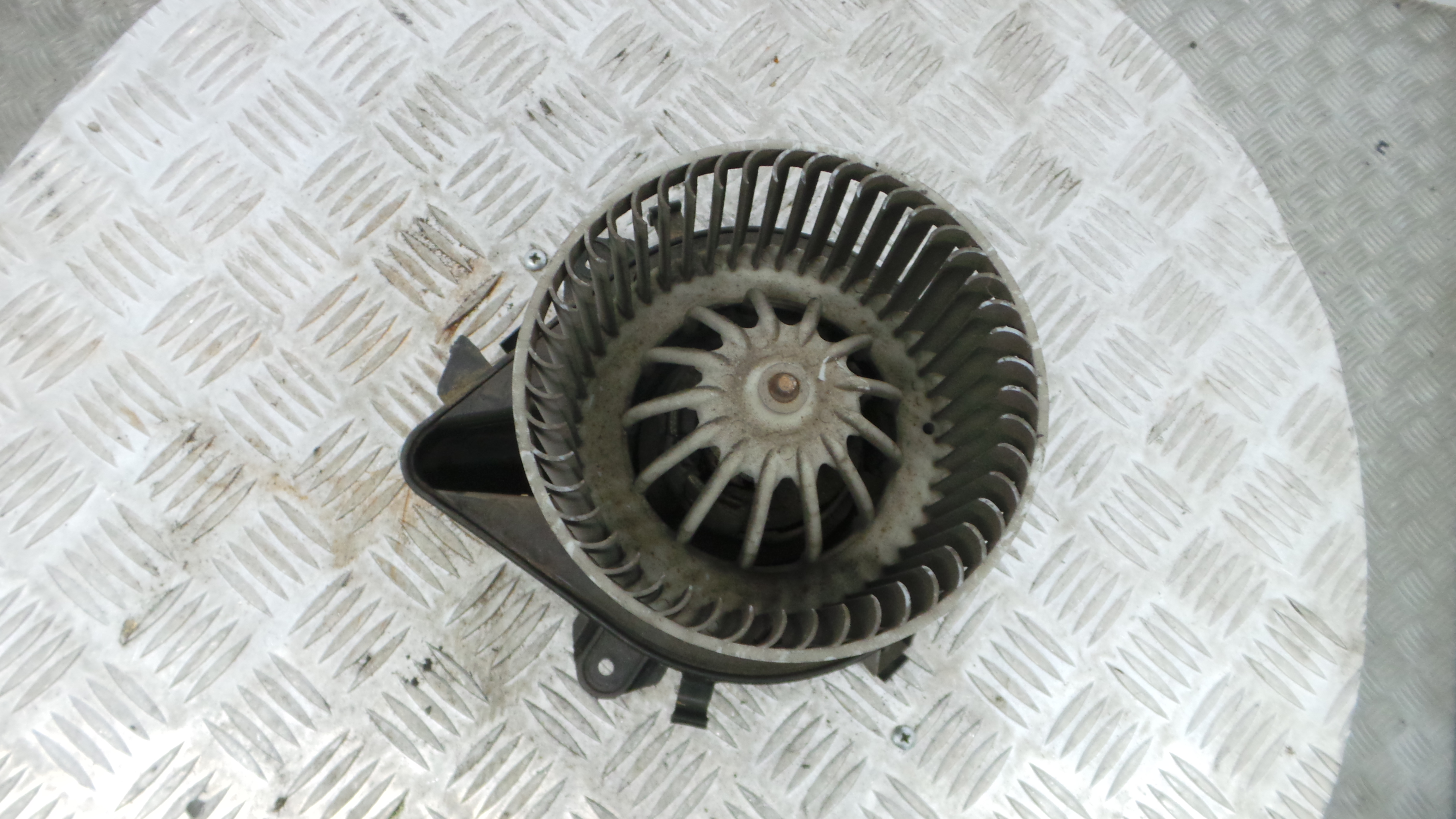 Motor da Chauffage / Motor de Sofagem 7353352890 - FIAT PUNTO (188_)-33252912 Motor da Chauffage / Motor de Sofagem 7353352890 - FIAT PUNTO (188_)-33252912
