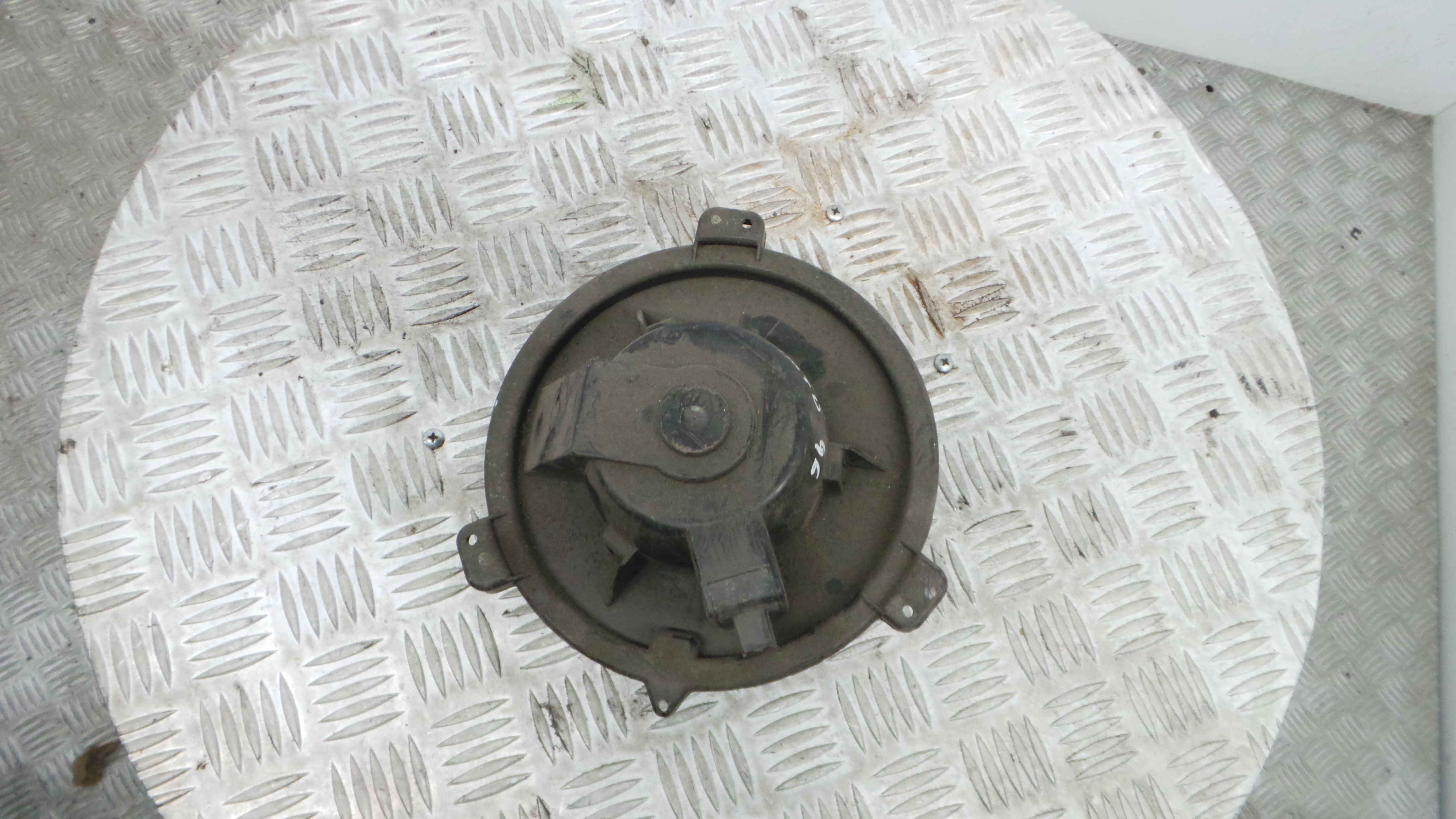 Motor da Chauffage / Motor de Sofagem B837 - FIAT PUNTO (176_)-33252949