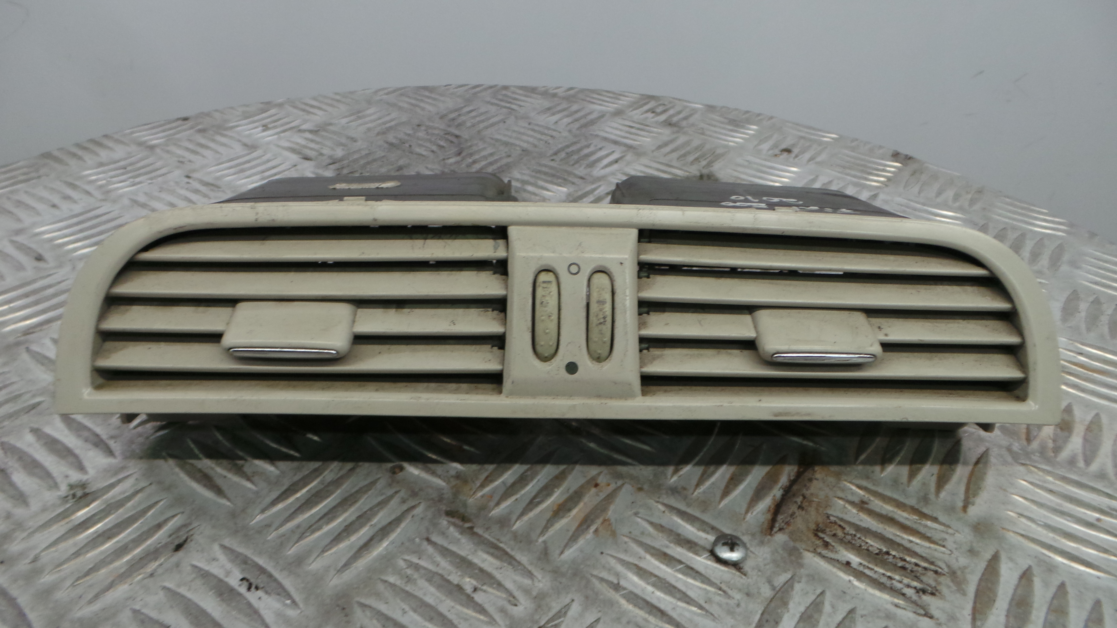 Grelha da Sofagem 226599 - FIAT 500 (312_)-33253178 Grelha da Sofagem 226599 - FIAT 500 (312_)-33253178