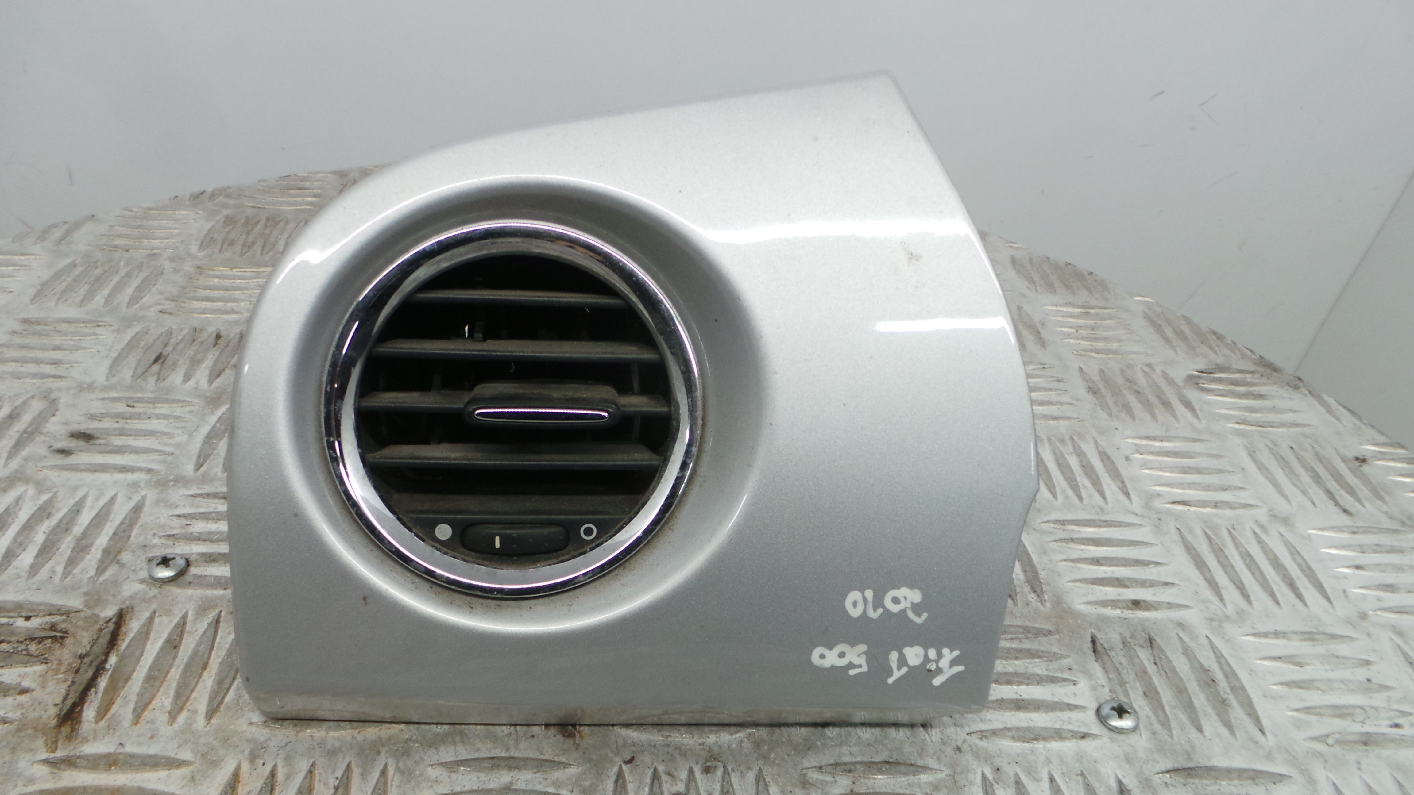 Grelha da Sofagem 226541 - FIAT 500 (312_)-33253188 Grelha da Sofagem 226541 - FIAT 500 (312_)-33253188