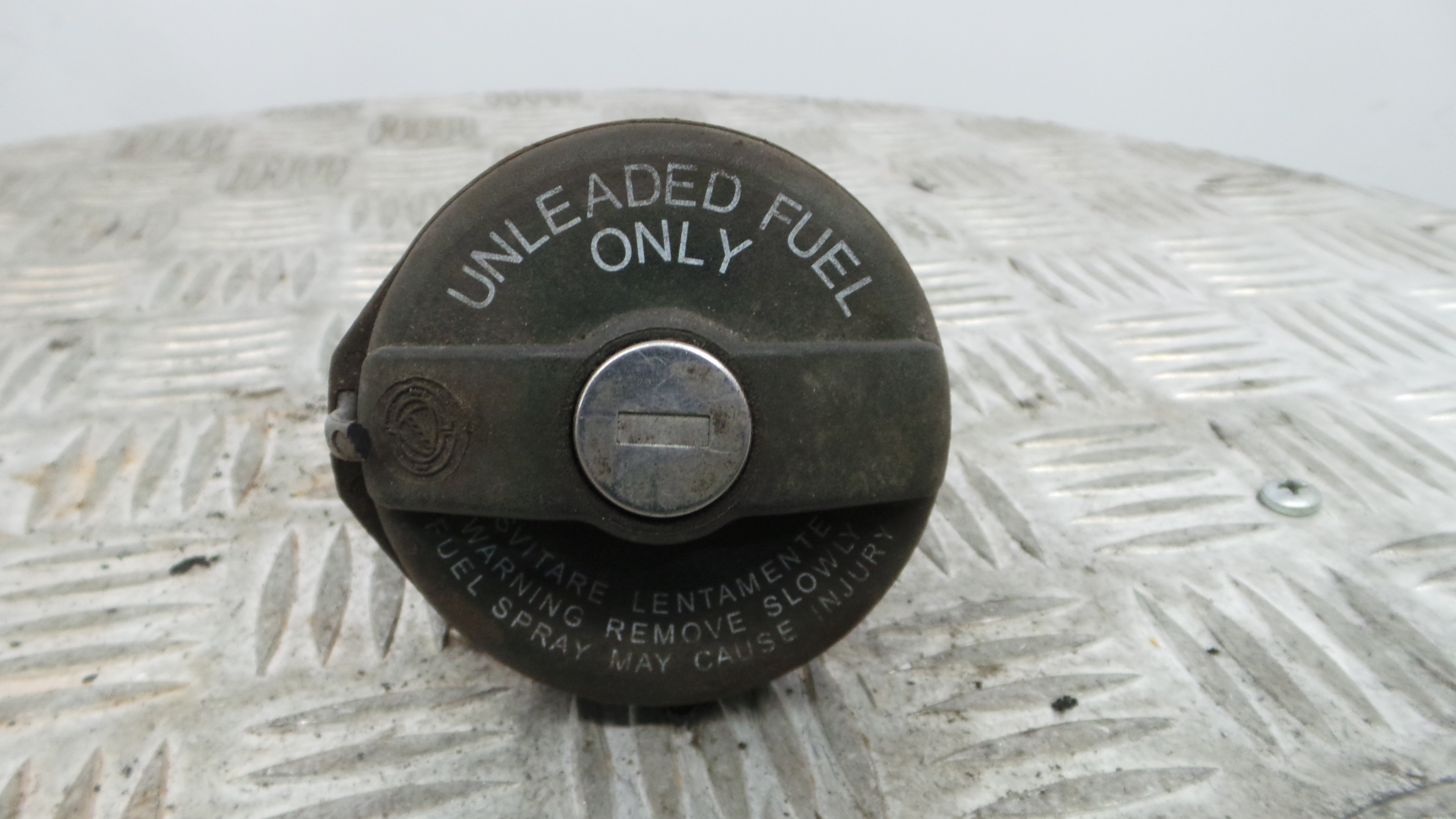 Tampão de Combustivel  0000046820586 - ALFA ROMEO MITO (955_)-33253282