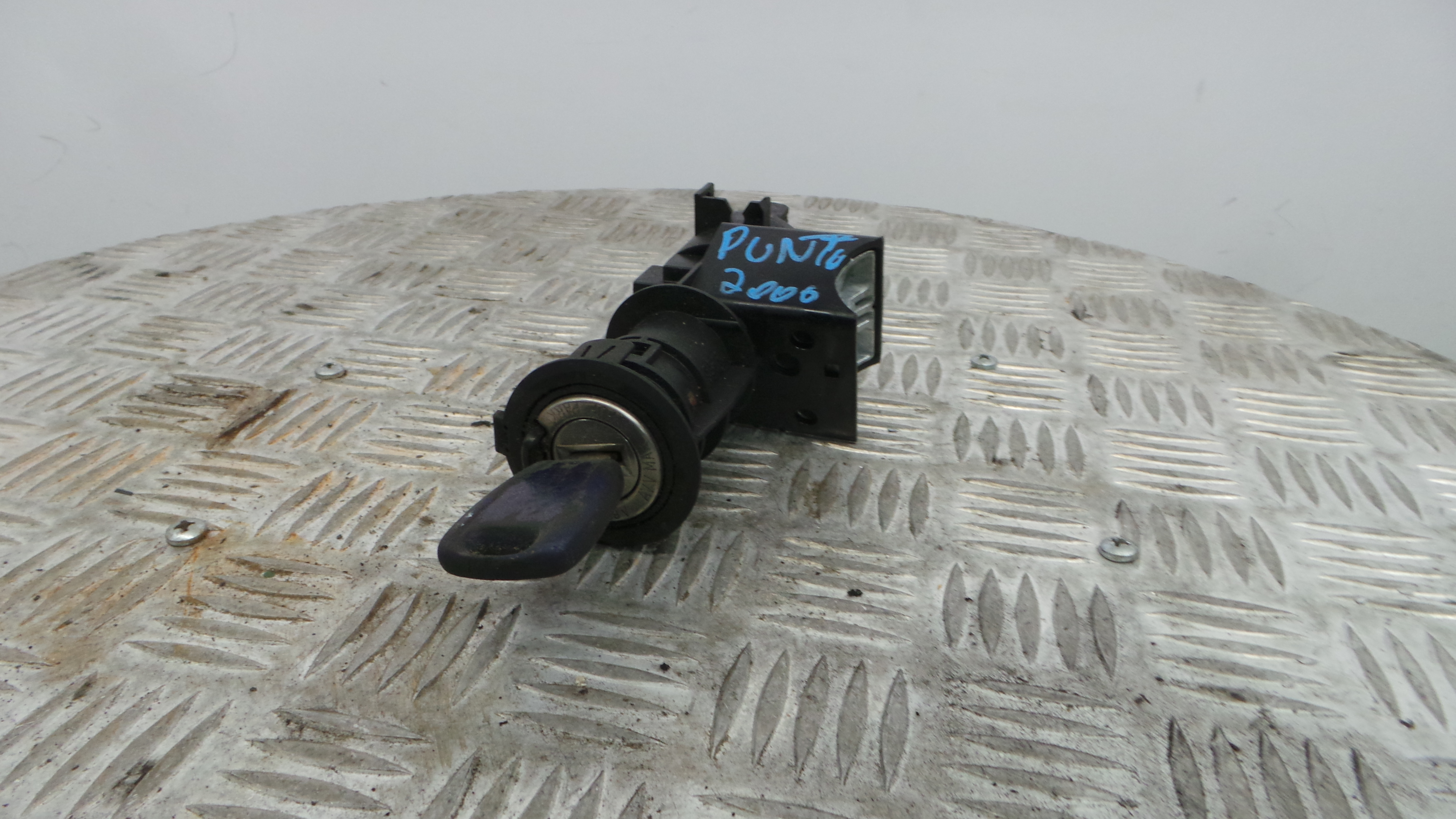 Canhão de ignição 0000046753084 - FIAT PUNTO (188_)-33253973