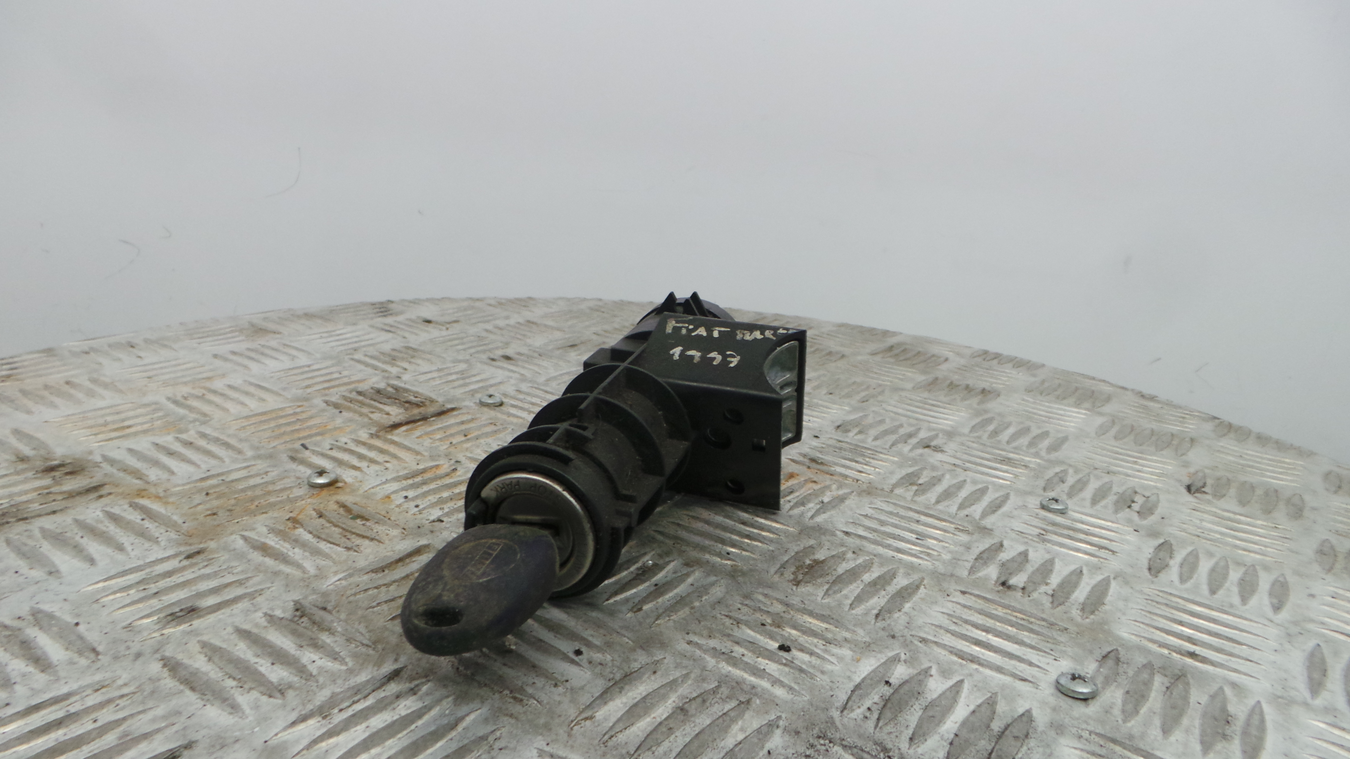 Canhão de ignição 0000046543447 - FIAT MAREA (185_)-33253982 Canhão de ignição 0000046543447 - FIAT MAREA (185_)-33253982