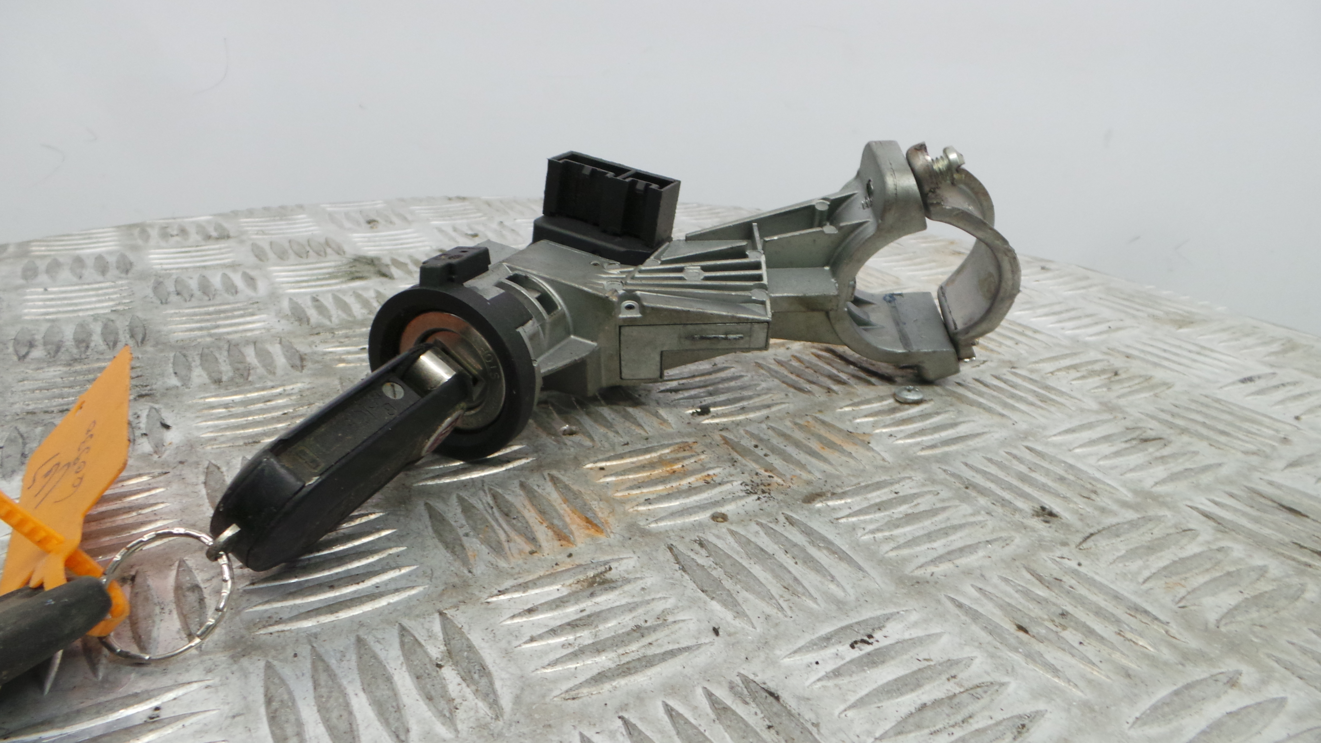 Canhão de ignição 01098401 - FIAT GRANDE PUNTO (199_)-33254009 Canhão de ignição 01098401 - FIAT GRANDE PUNTO (199_)-33254009