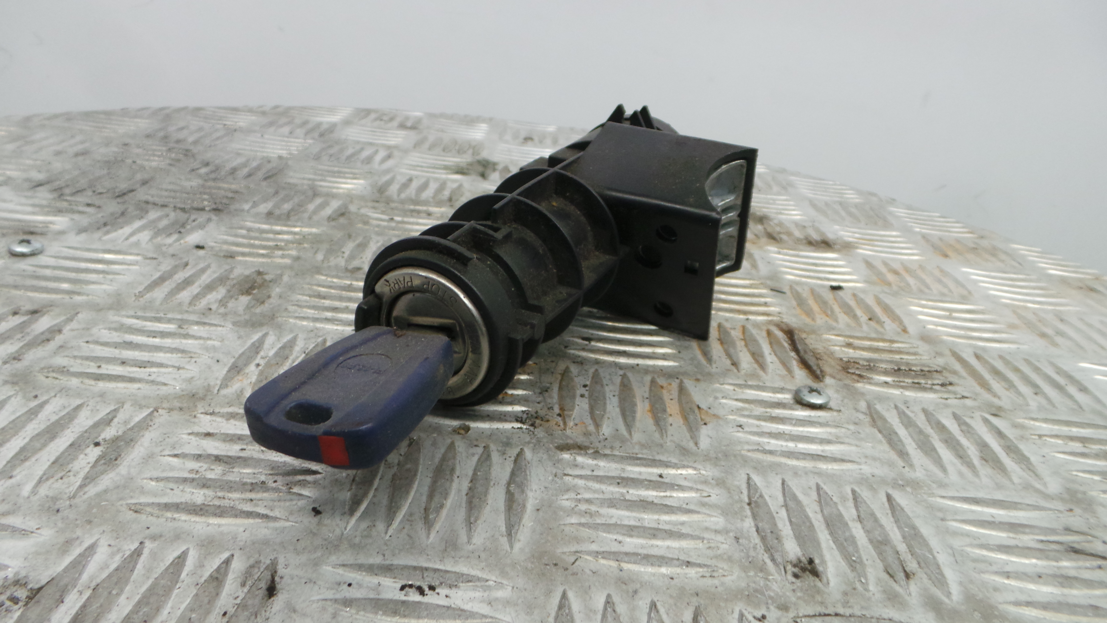 Canhão de ignição 0000046543447 - FIAT BRAVO I (182_)-33254029 Canhão de ignição 0000046543447 - FIAT BRAVO I (182_)-33254029