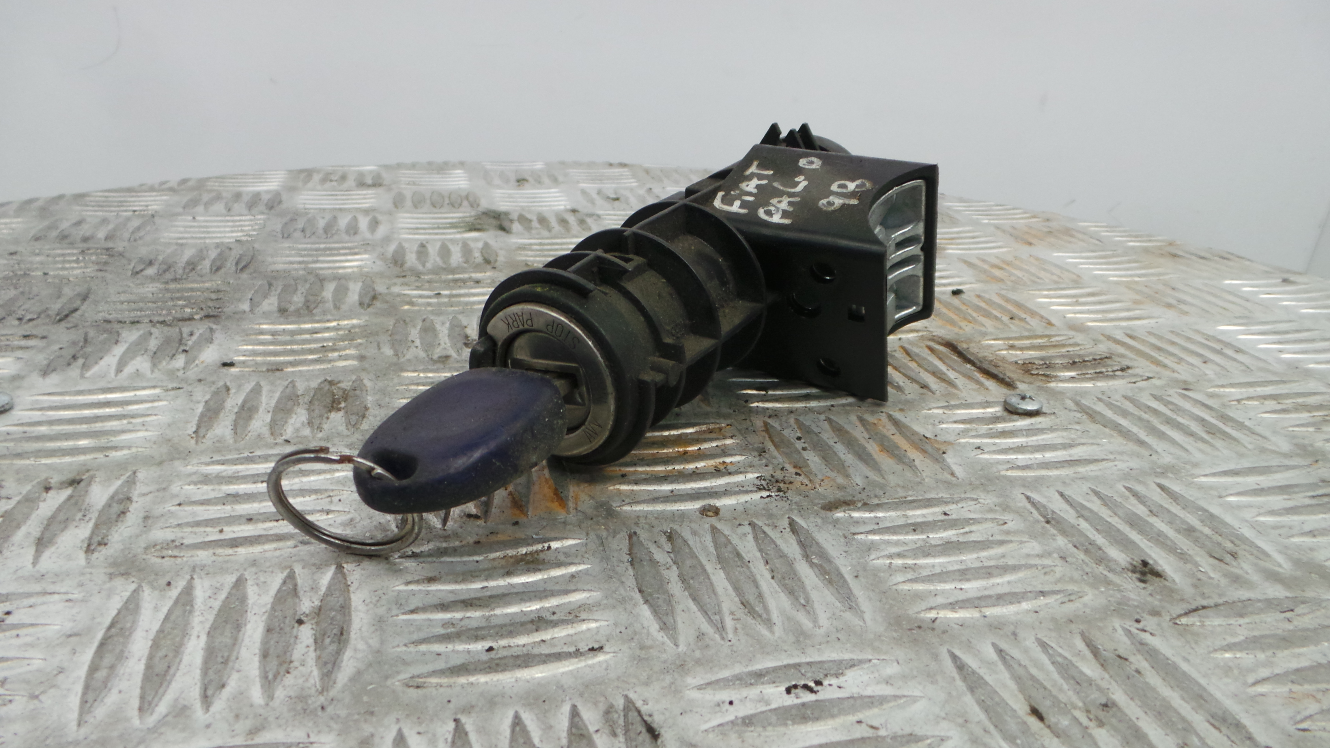 Canhão de ignição 0000046543405 - FIAT PALIO (178_, 171_, 371_)-33254034 Canhão de ignição 0000046543405 - FIAT PALIO (178_, 171_, 371_)-33254034