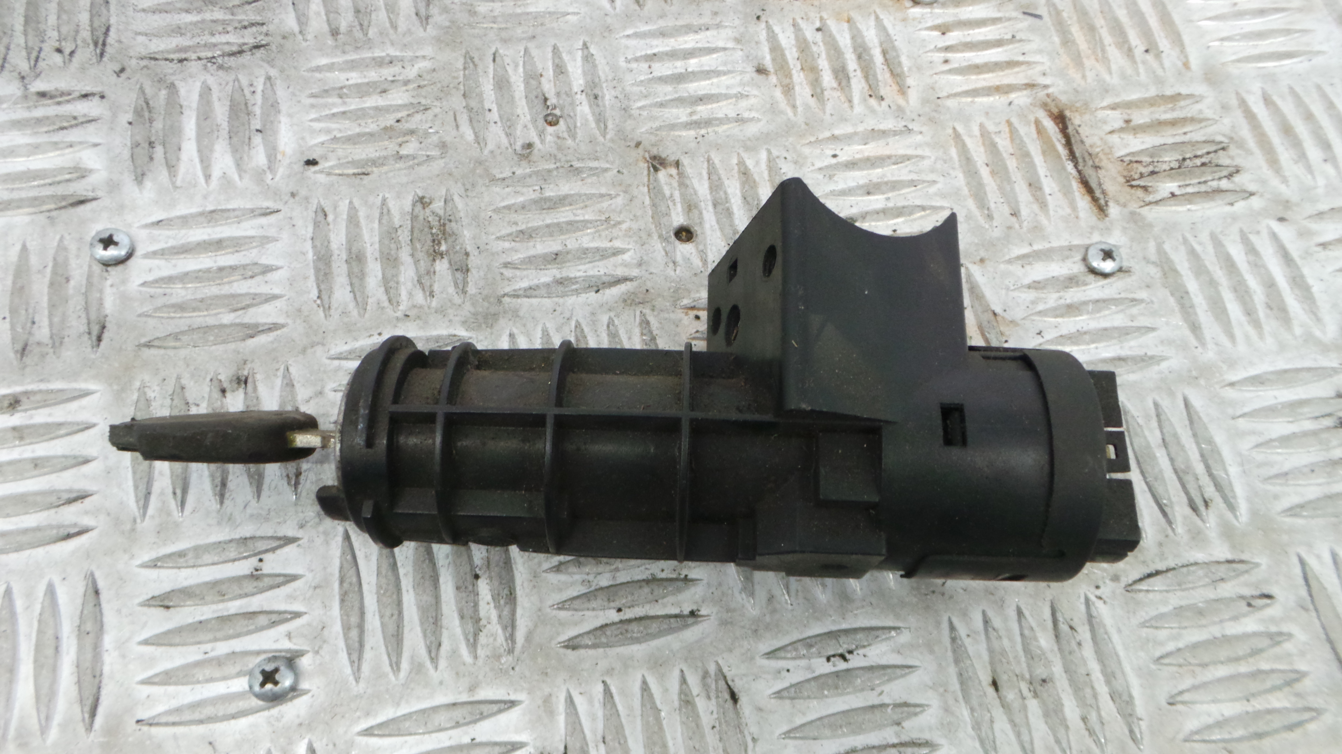 Canhão de ignição 0000046543447 - FIAT PUNTO (176_)-33254036