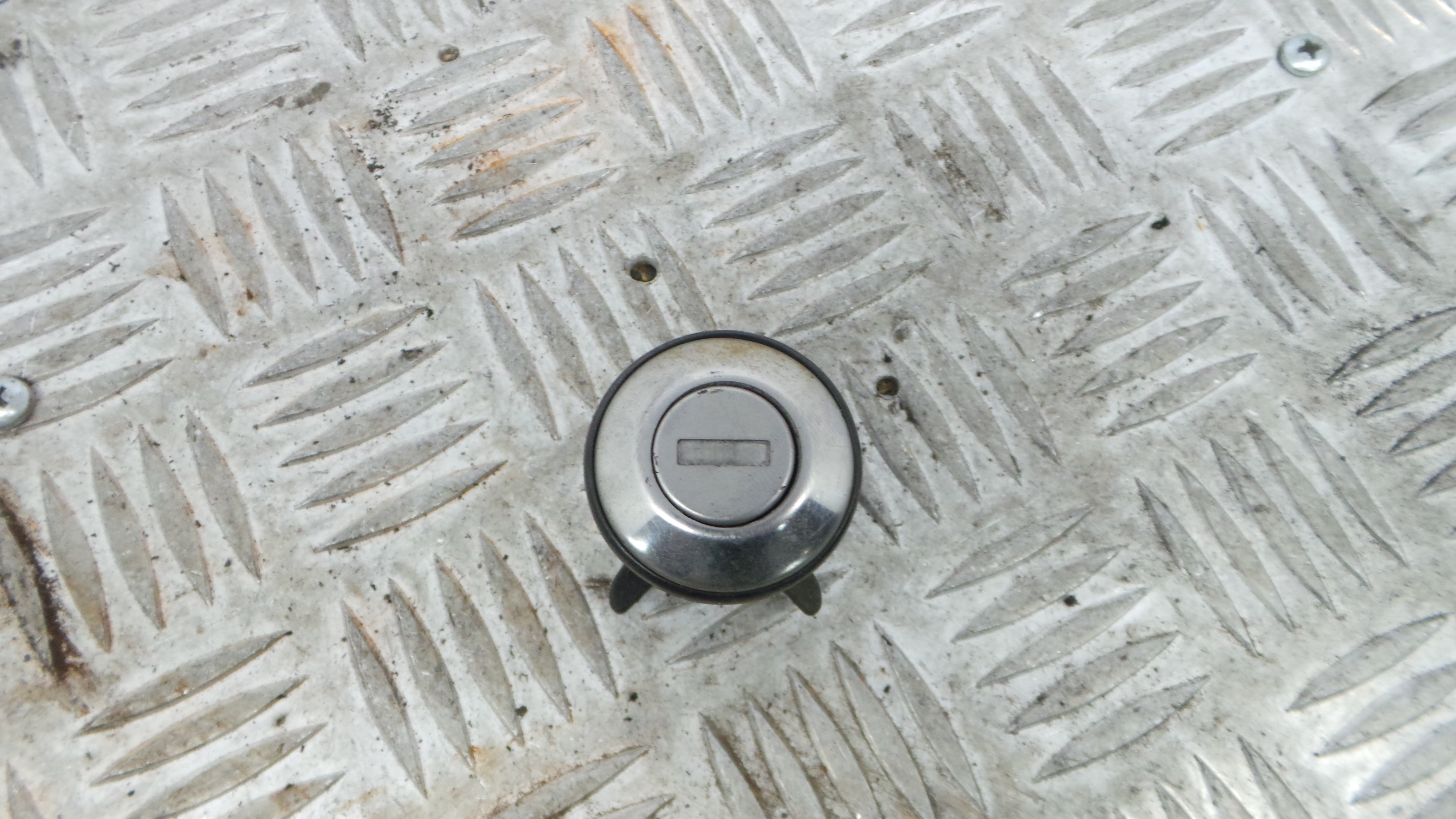 Canhão de ignição 0000046543447 - FIAT PUNTO (176_)-33254060 Canhão de ignição 0000046543447 - FIAT PUNTO (176_)-33254060