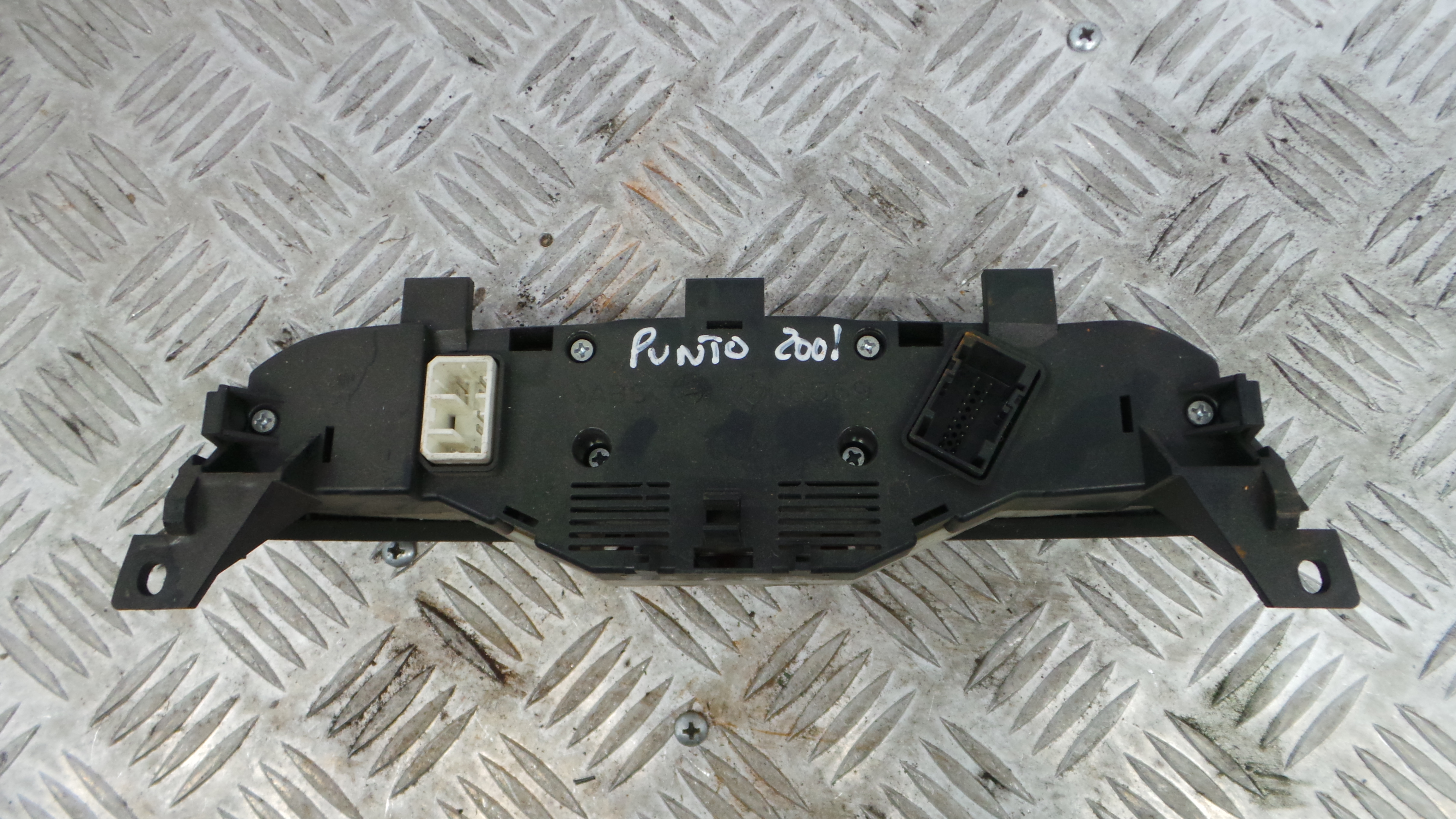 warning 4 piscas B569 - FIAT PUNTO (188_)-33254090