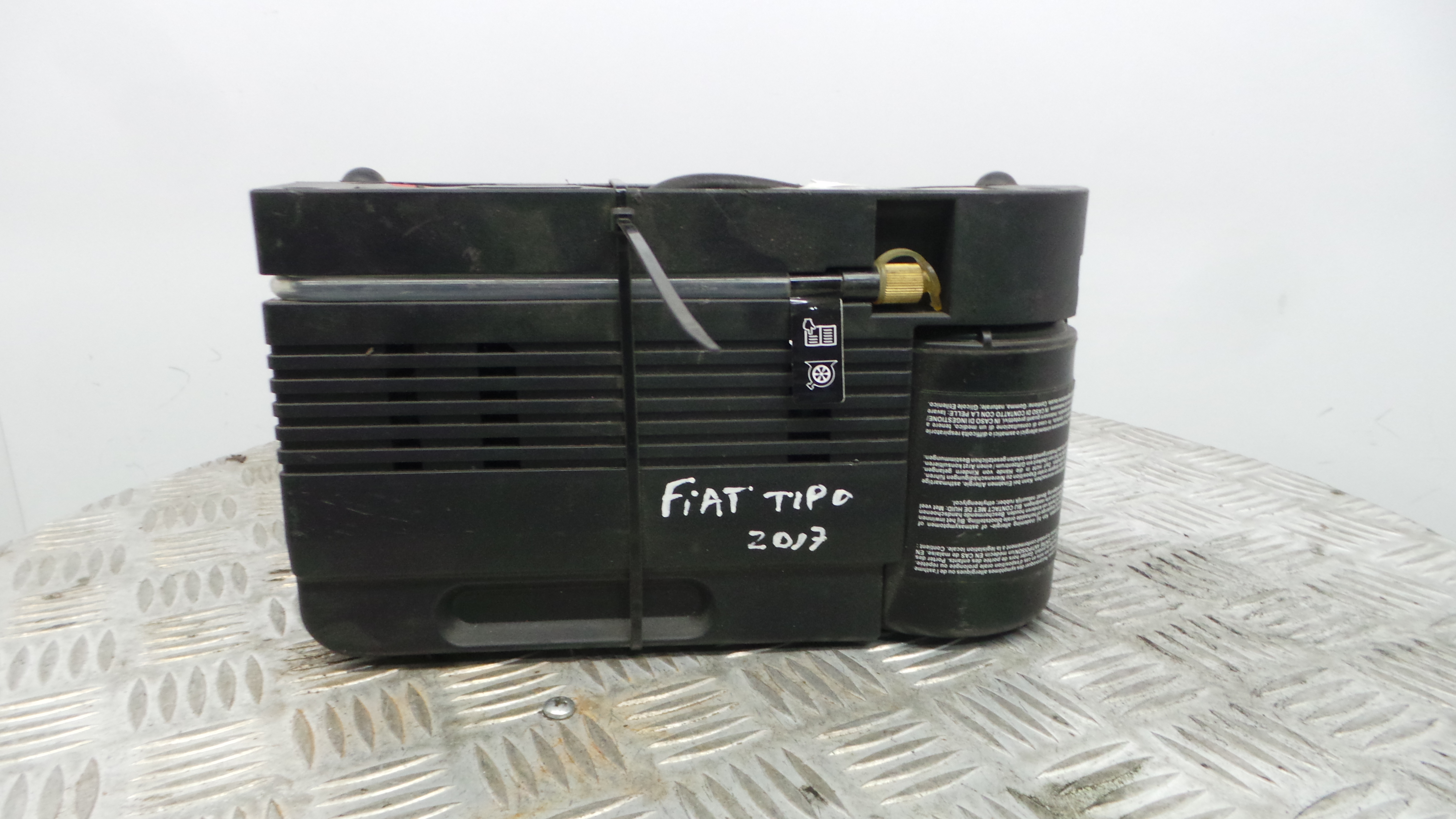 Kit Pneu Suplente D556 - FIAT EGEA Hatchback (356_, 357_), TIPO Hatchback (356_, 357_)-33294615