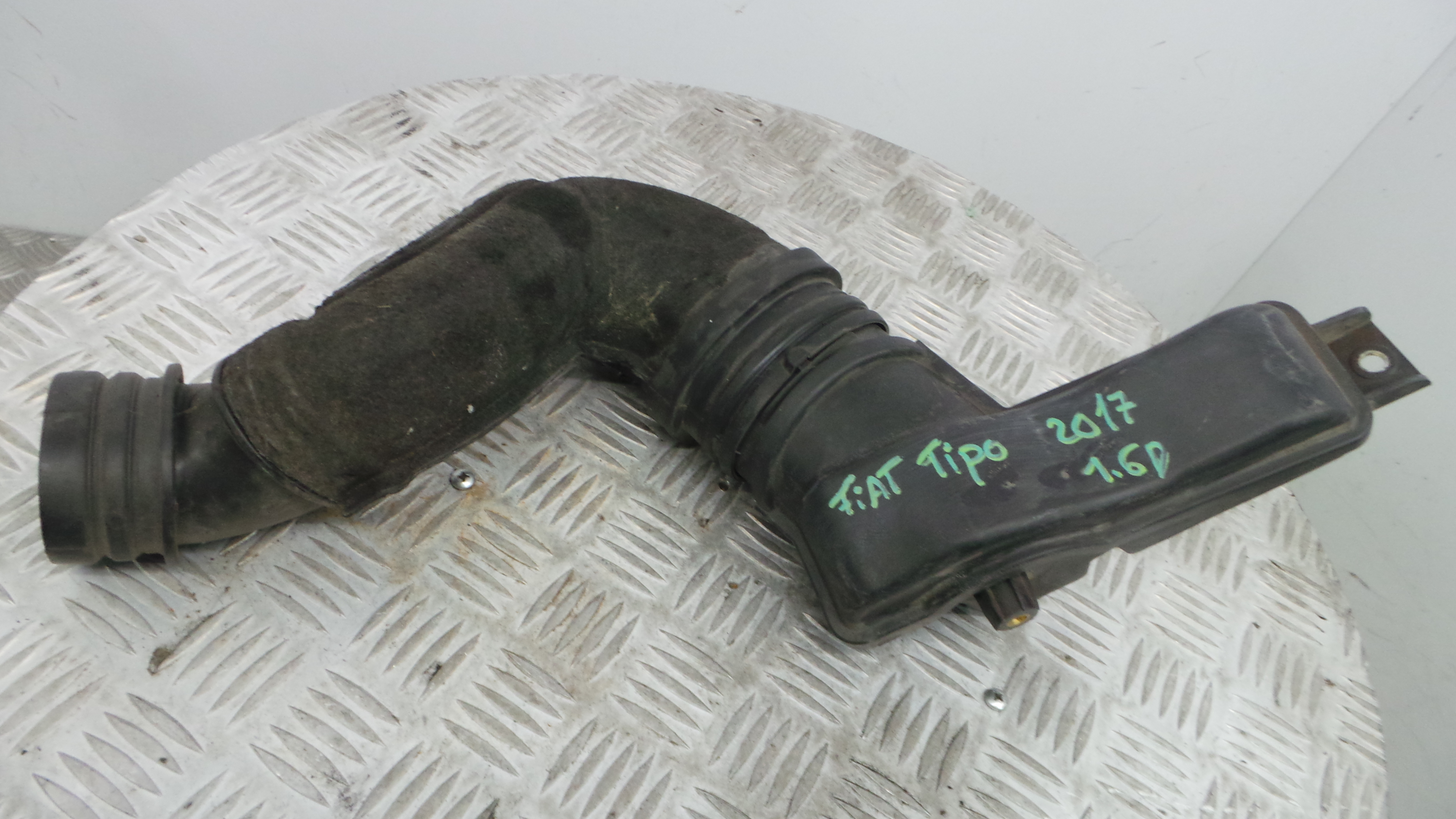 Tubo Caixa Filtro Ar 52021442 - FIAT EGEA Hatchback (356_, 357_), TIPO Hatchback (356_, 357_)-33294640