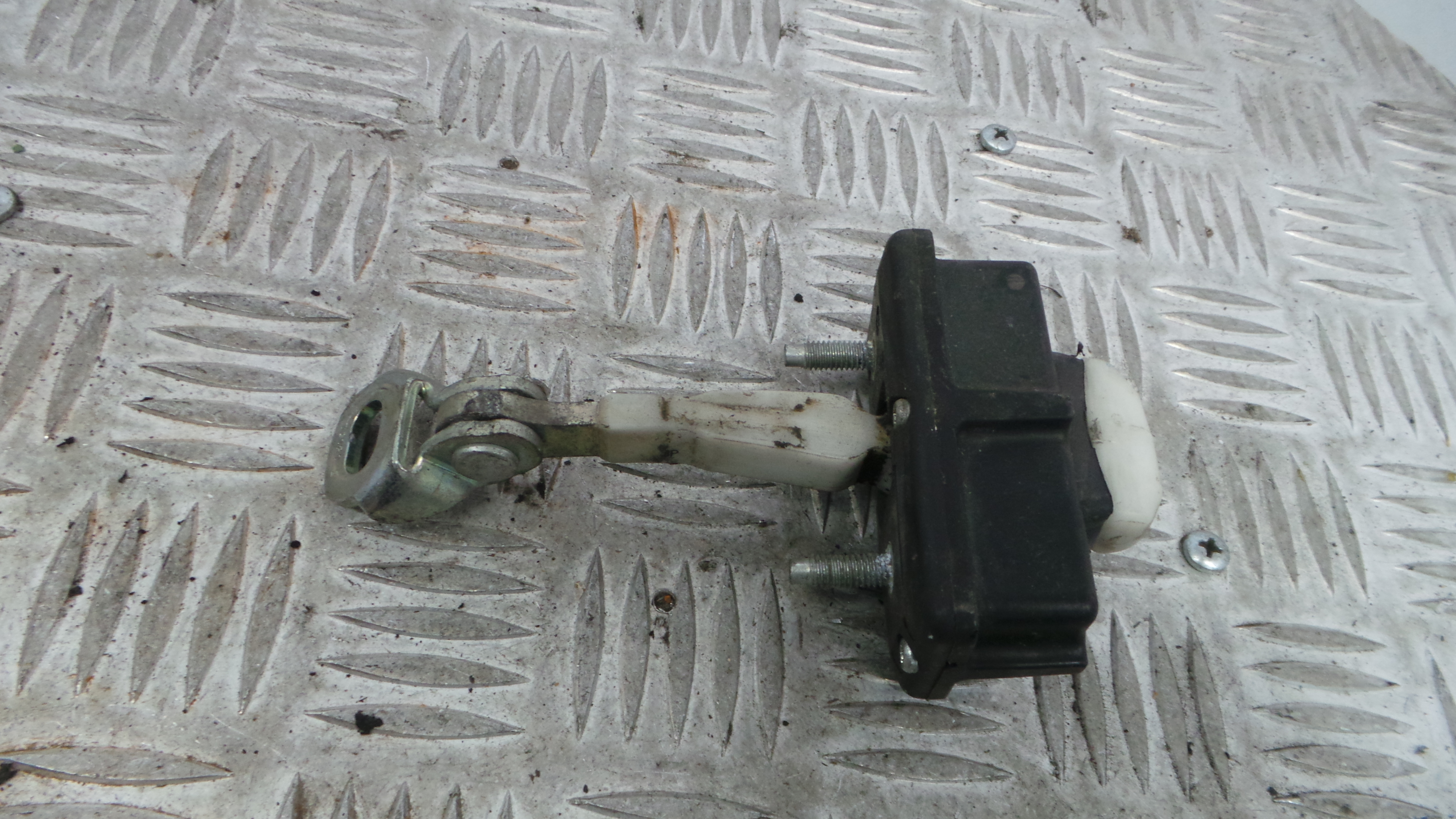 Esticador / Limitador de porta 51961551 - FIAT PUNTO (188_)-33378087