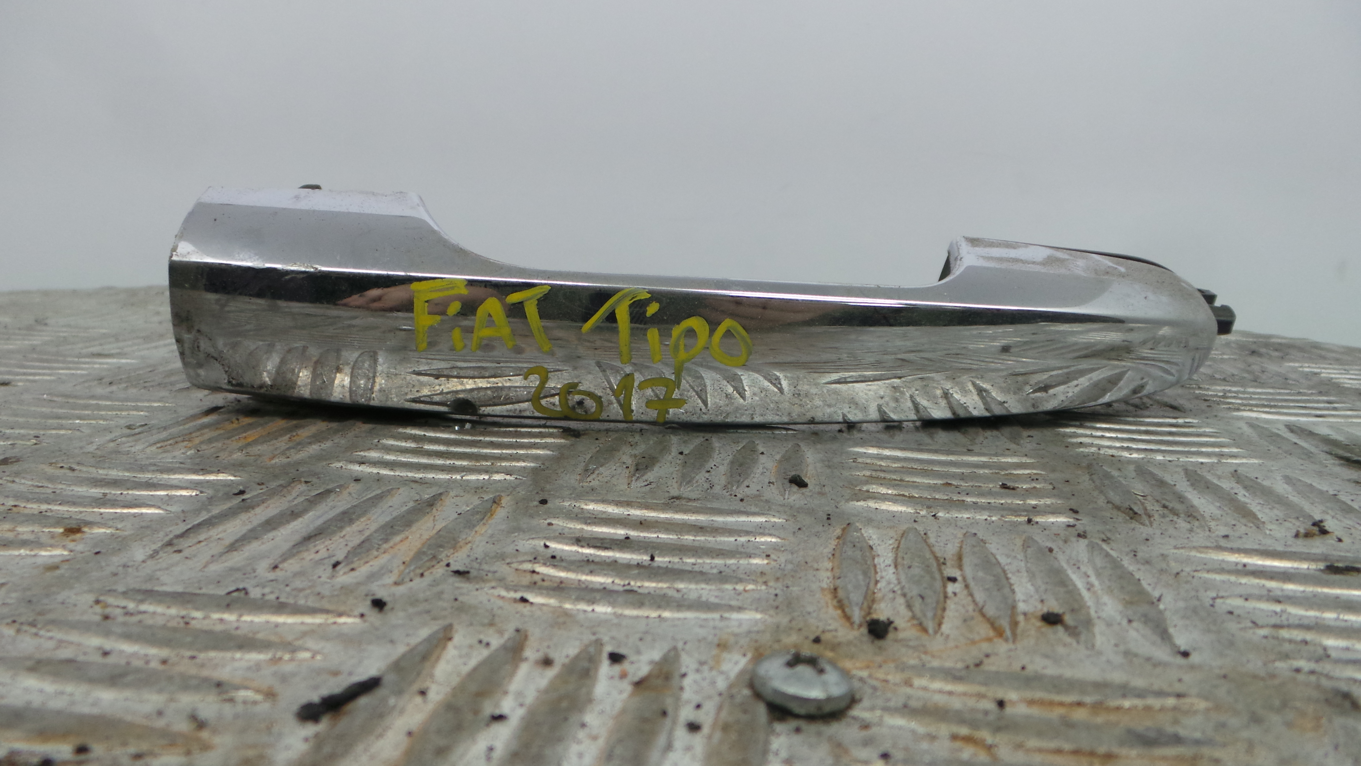 Puxador Exterior Frente Esquerdo 0000735740920 - FIAT EGEA Hatchback (356_, 357_), TIPO Hatchback (3-33378105