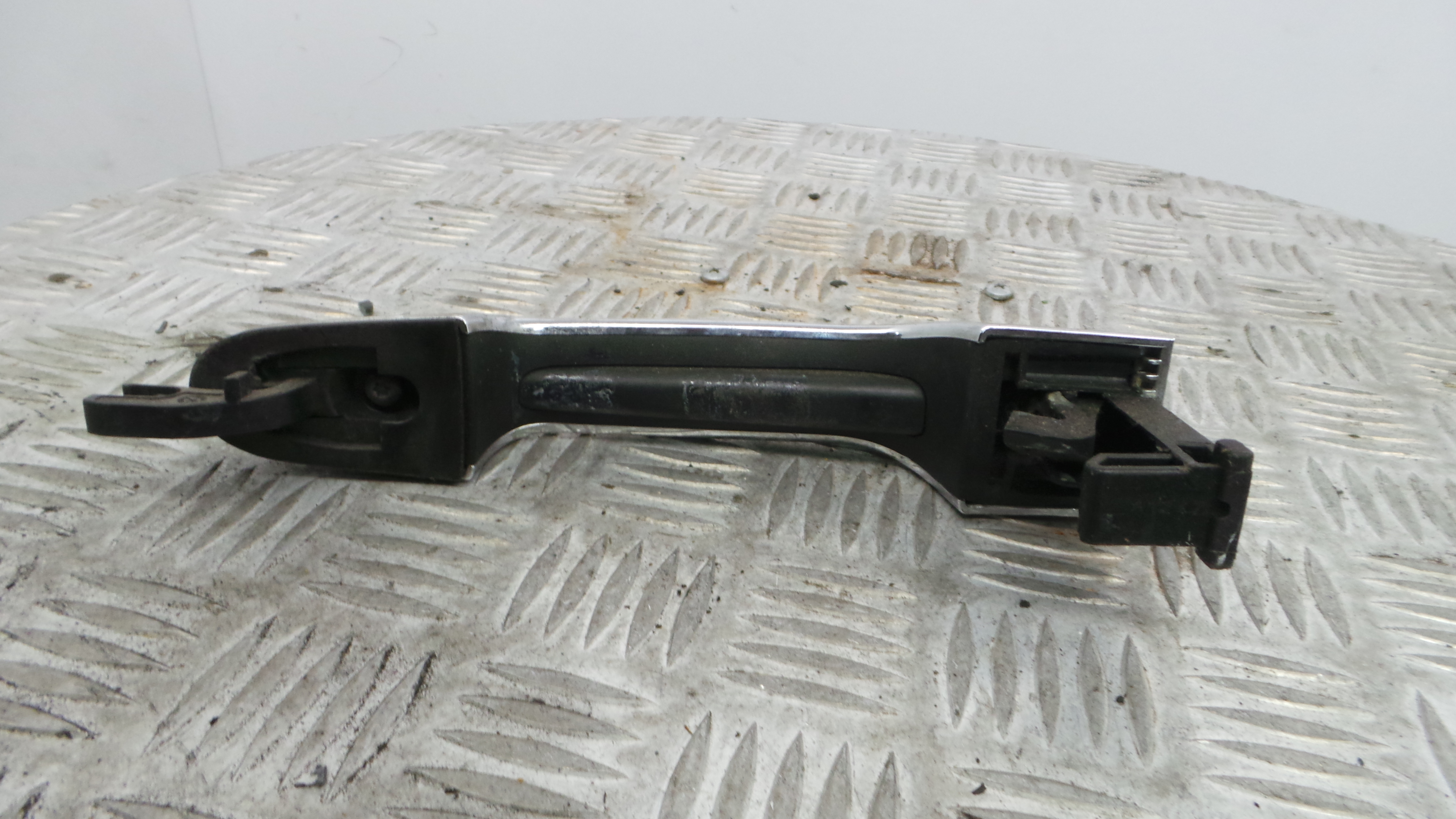 Puxador Exterior Frente Esquerdo 0000735740920 - FIAT EGEA Hatchback (356_, 357_), TIPO Hatchback (3-33378105