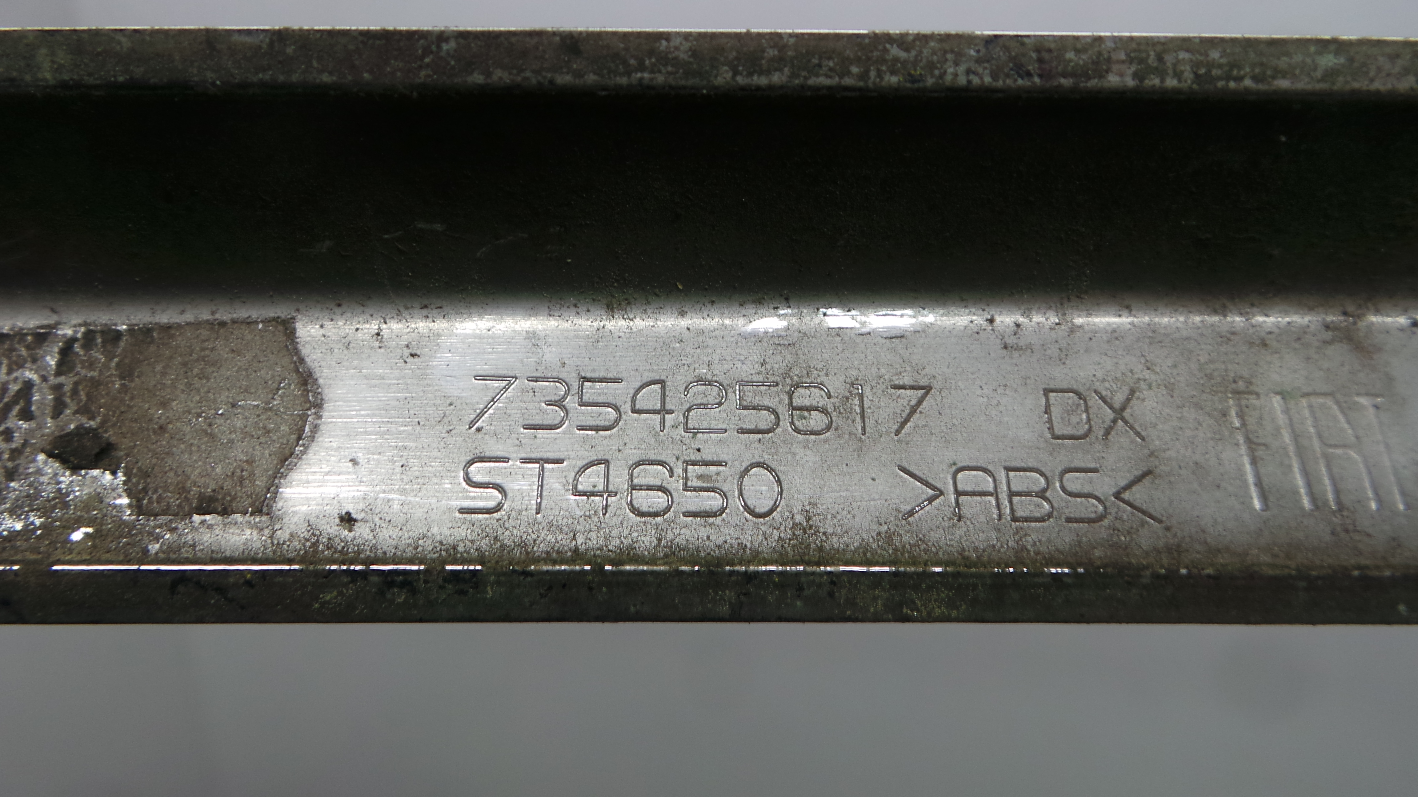 Friso da Frente 735425617 - FIAT 500 (312_)-33378116