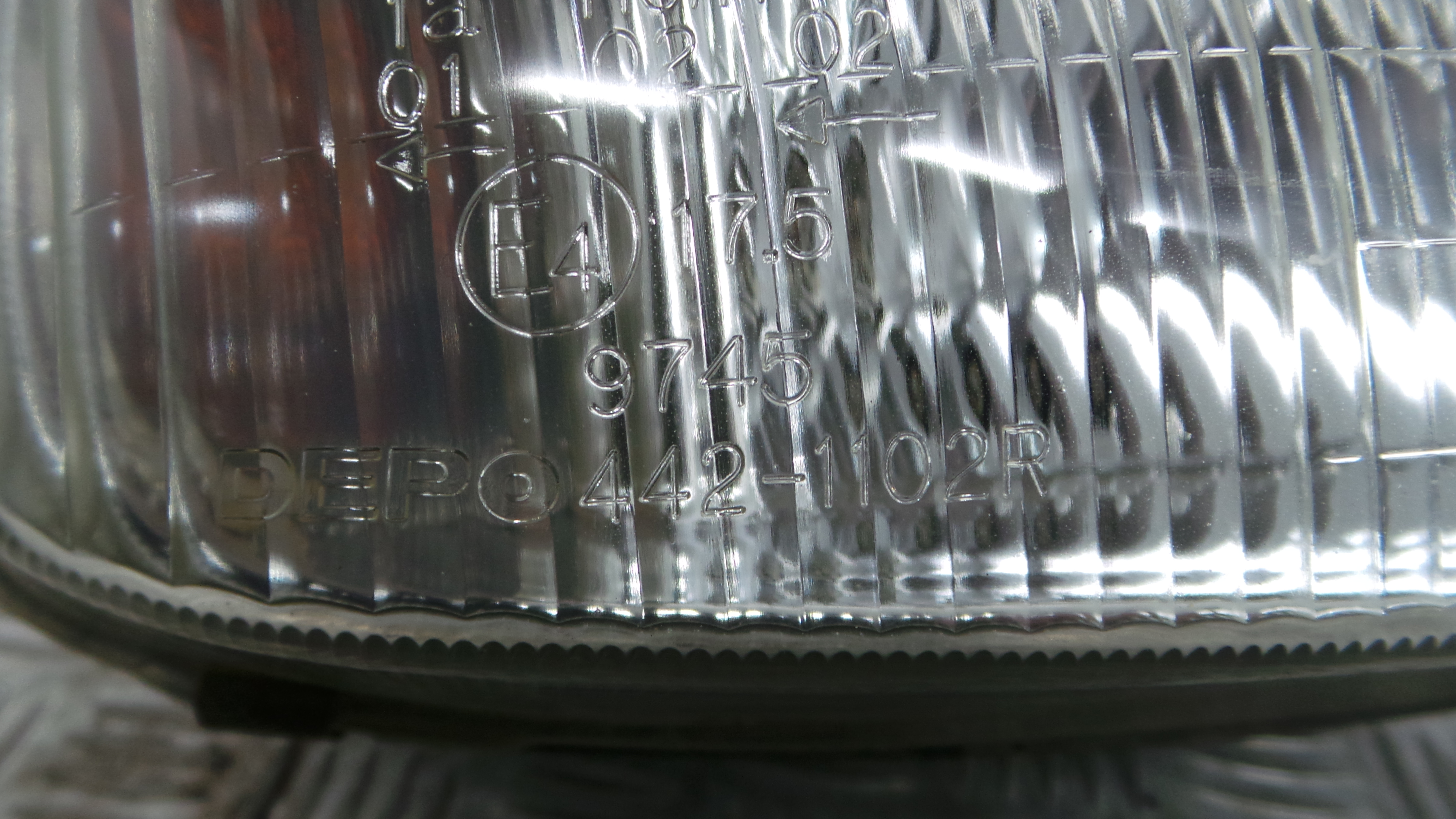 Ótica Dto 442-1102R - OPEL CORSA B (S93)-33378269