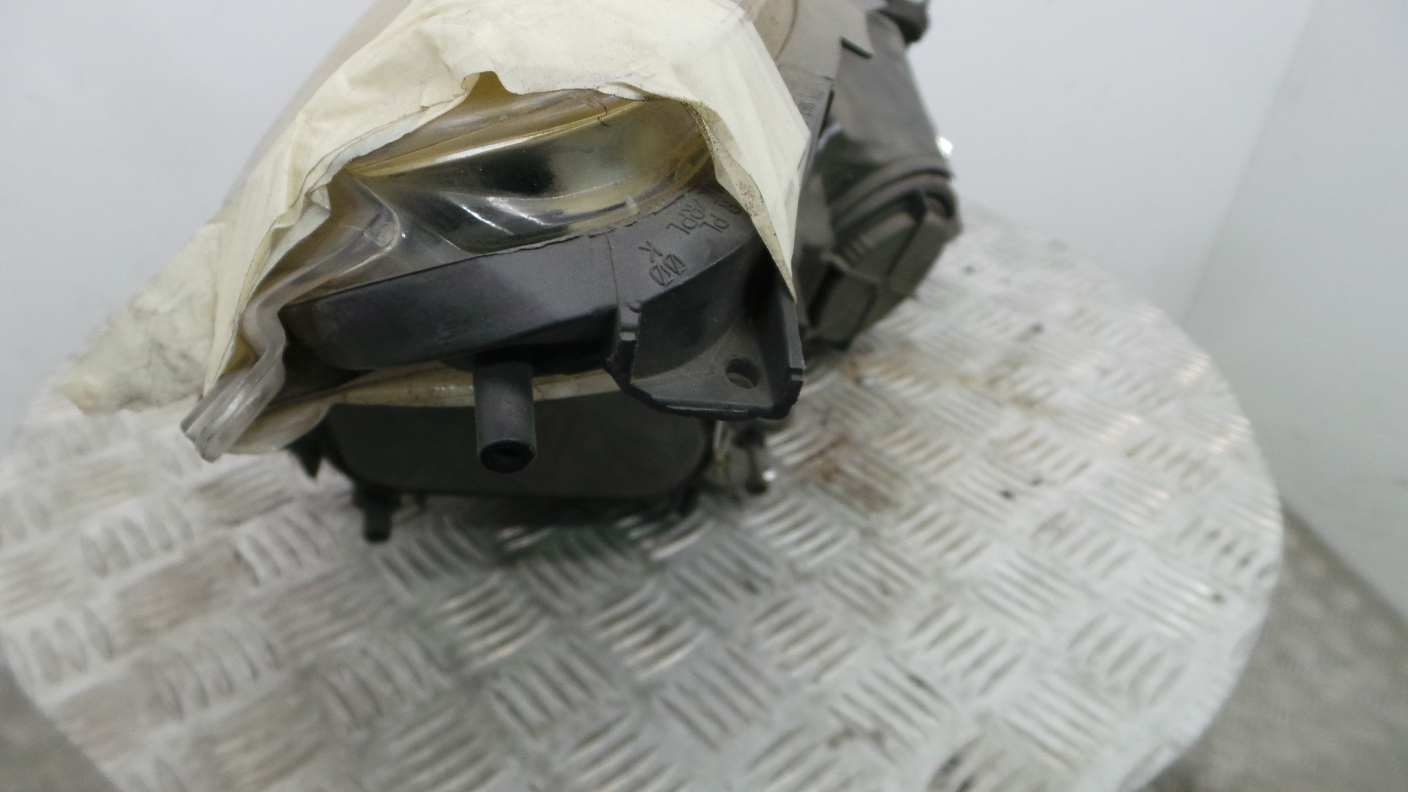 Ótica Esq 13186381 - OPEL CORSA D (S07)-33378417