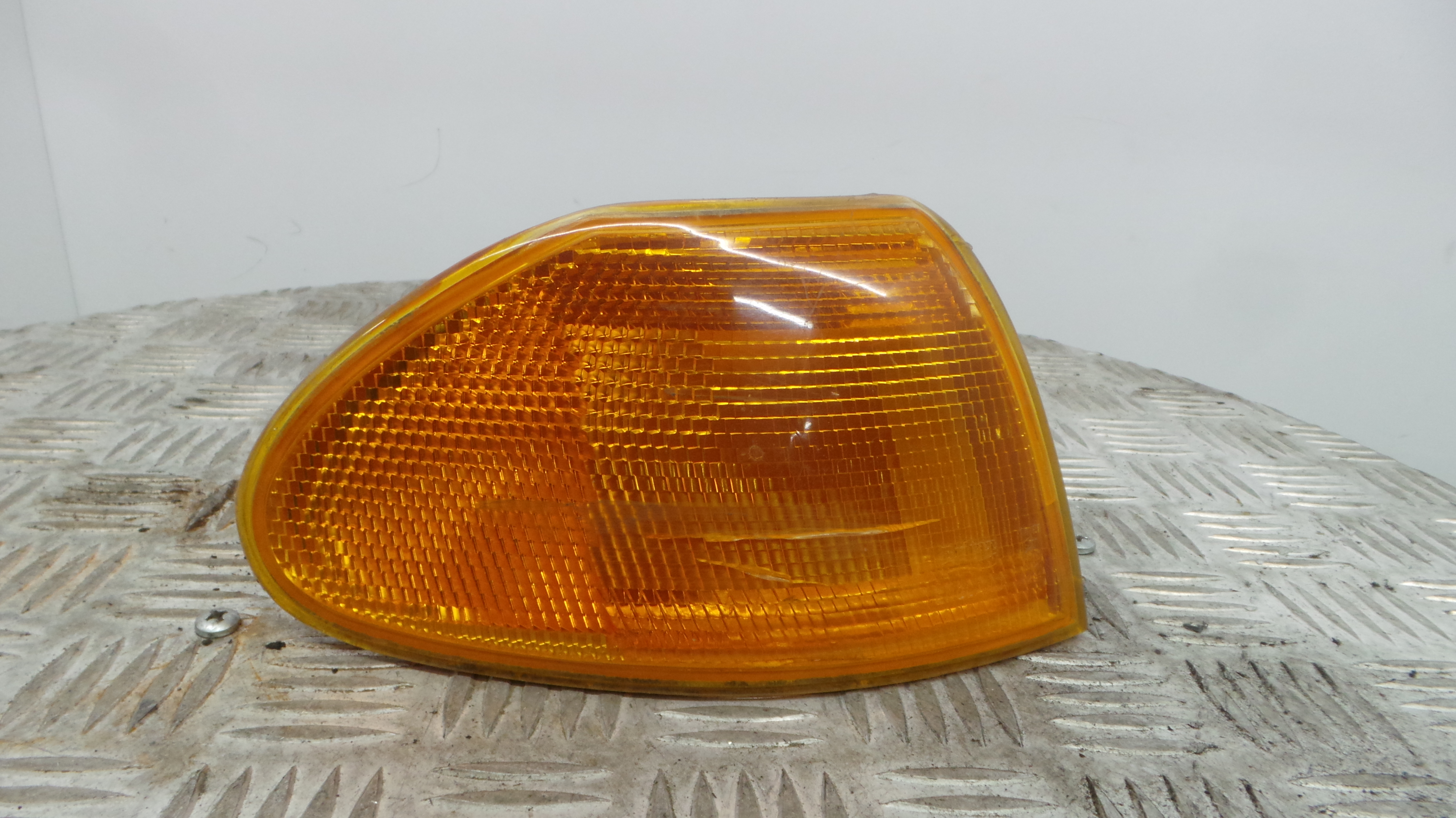 Farolim de Pisca Frente Dto 90421896 - OPEL ASTRA F Hatchback (T92)-33378425 Farolim de Pisca Frente Dto 90421896 - OPEL ASTRA F Hatchback (T92)-33378425