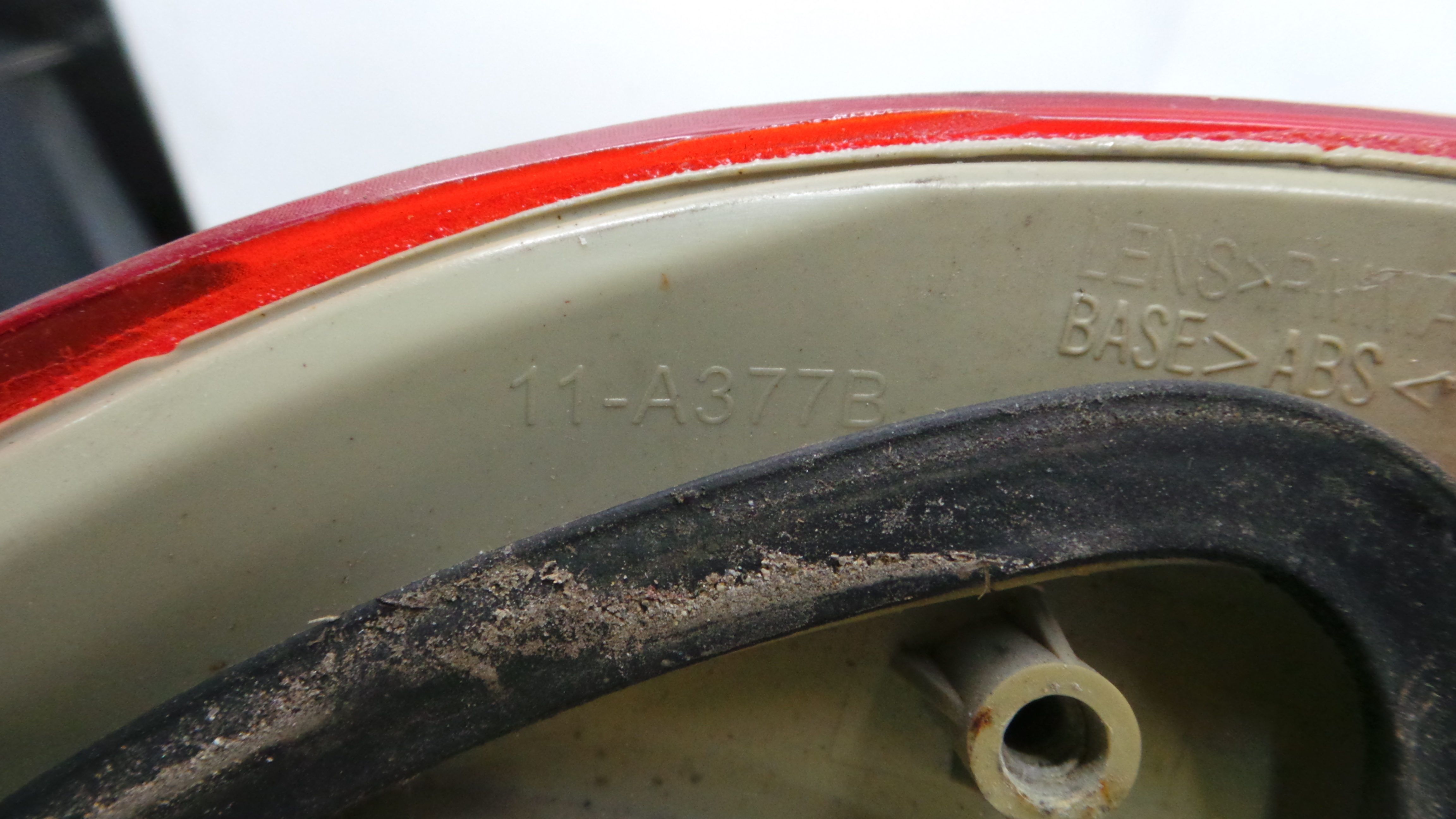 Farolim Stop Dto 11-A377B - OPEL CORSA B (S93)-33405464