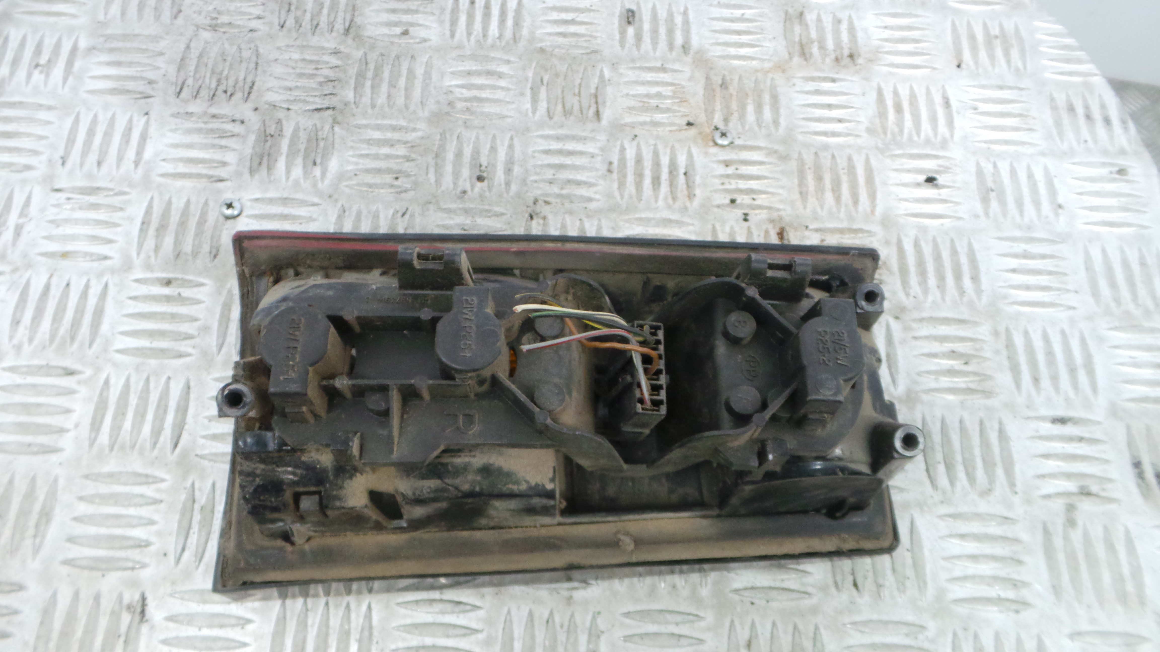 Farolim Stop Dto 16141510 - OPEL CORSA A Hatchback (S83)-33405516