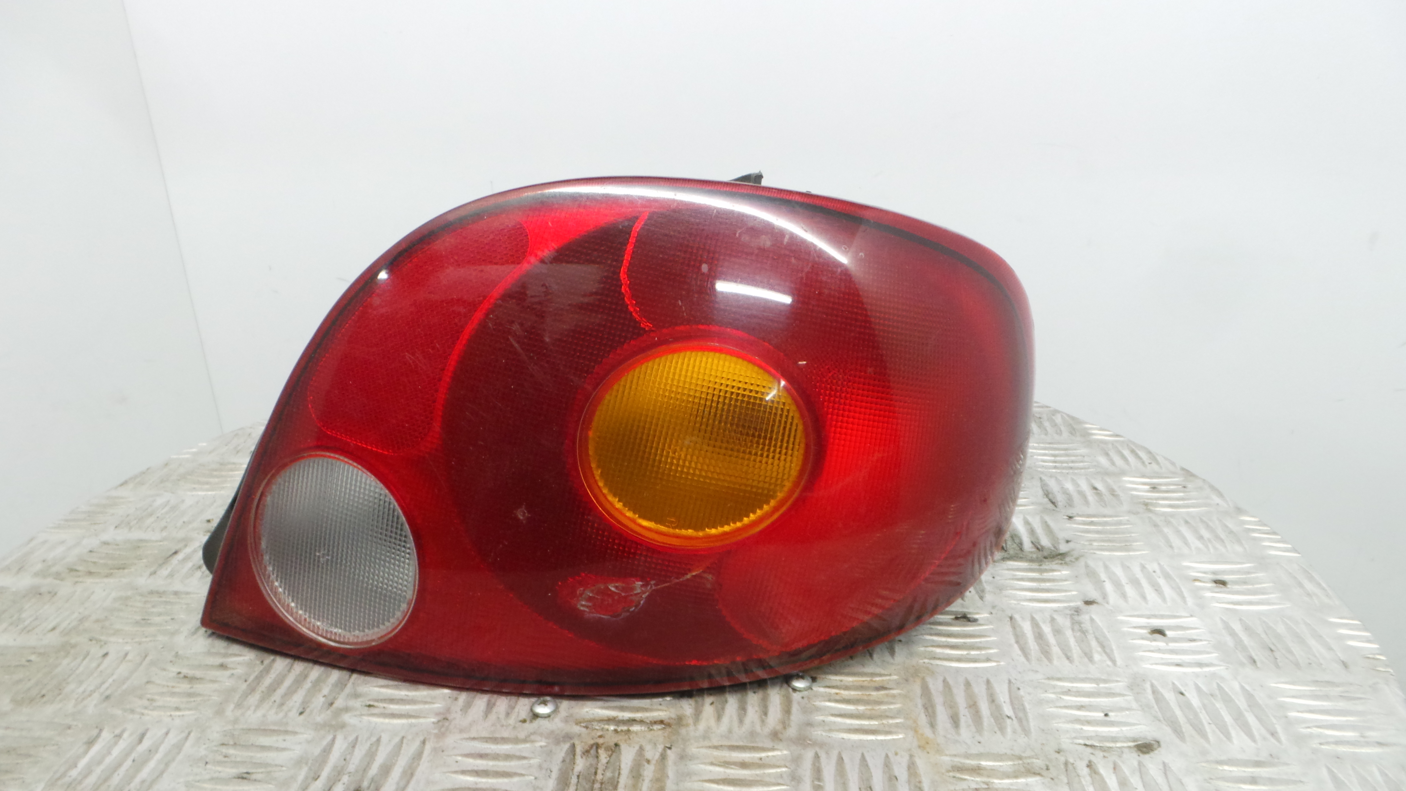 Farolim Stop Dto 03-2050-8333 - DAEWOO MATIZ (M100, M150)-33405541 Farolim Stop Dto 03-2050-8333 - DAEWOO MATIZ (M100, M150)-33405541