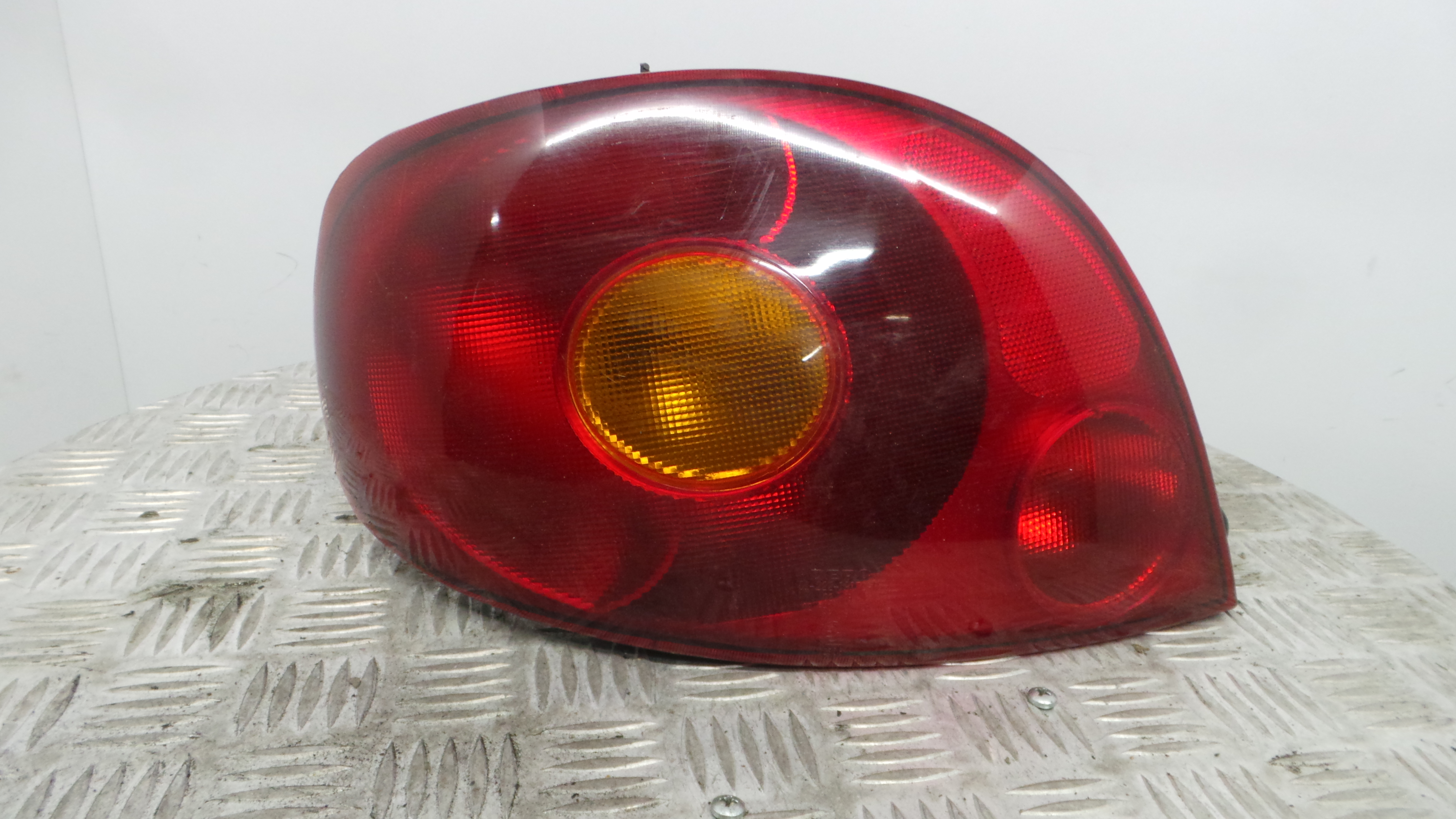 Farolim Stop Esq 08-222-1917L - DAEWOO MATIZ (M100, M150)-33405545 Farolim Stop Esq 08-222-1917L - DAEWOO MATIZ (M100, M150)-33405545