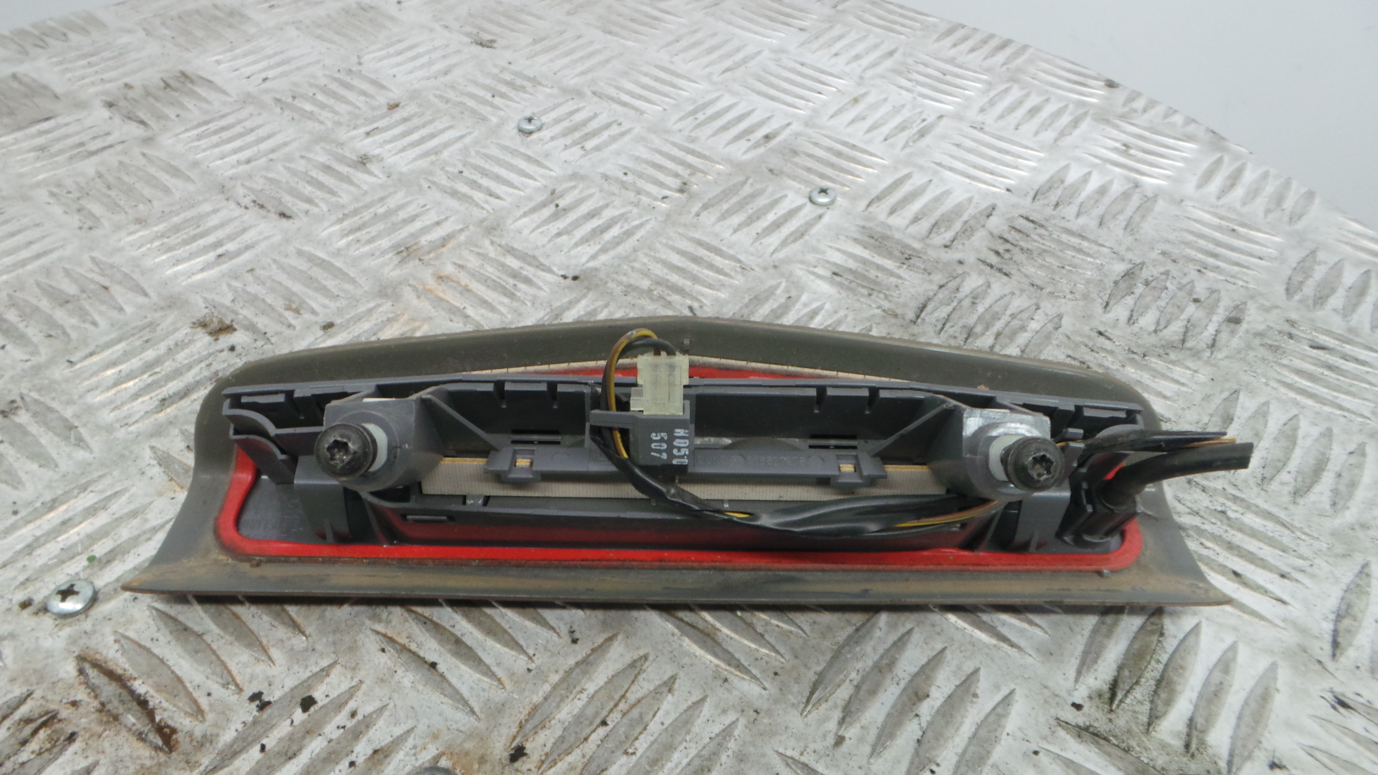 Farolim Stop Central / Luz de Stop Adicional 13186347 - OPEL CORSA D (S07)-33405579