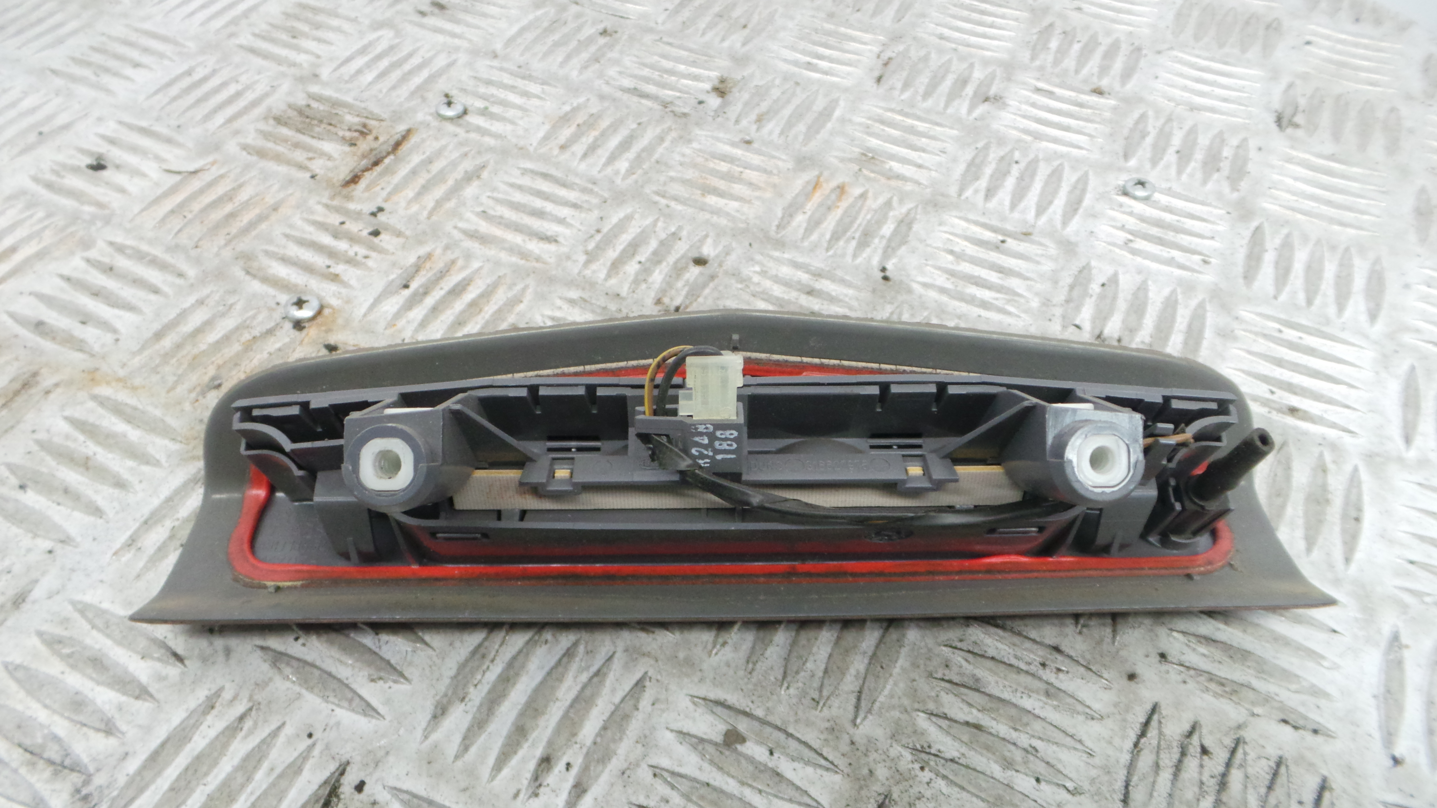 Farolim Stop Central / Luz de Stop Adicional 13186347 - OPEL CORSA D (S07)-33405582